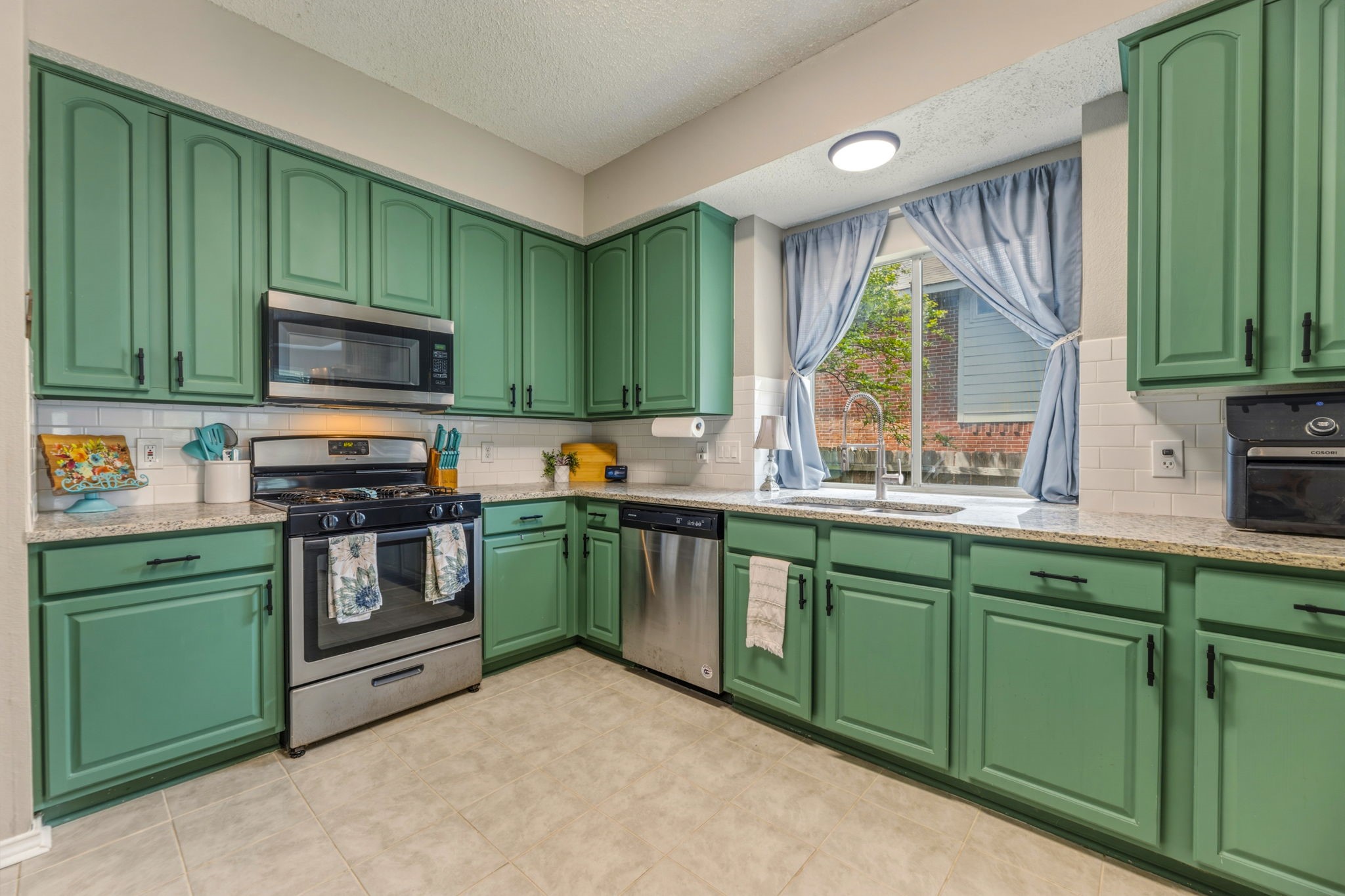 3709 Saint Johns Drive