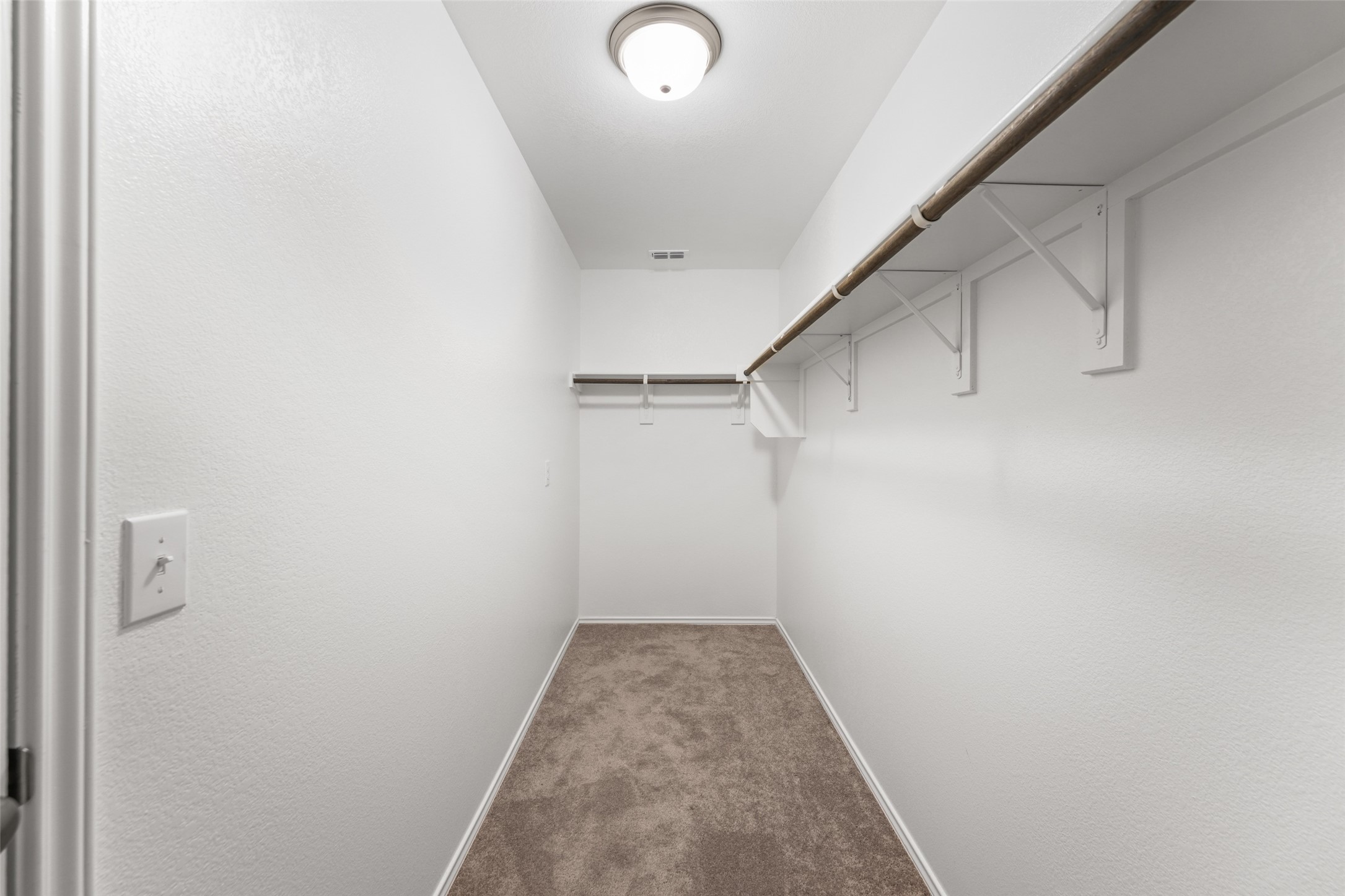 2062 Pleasant Knoll Circle