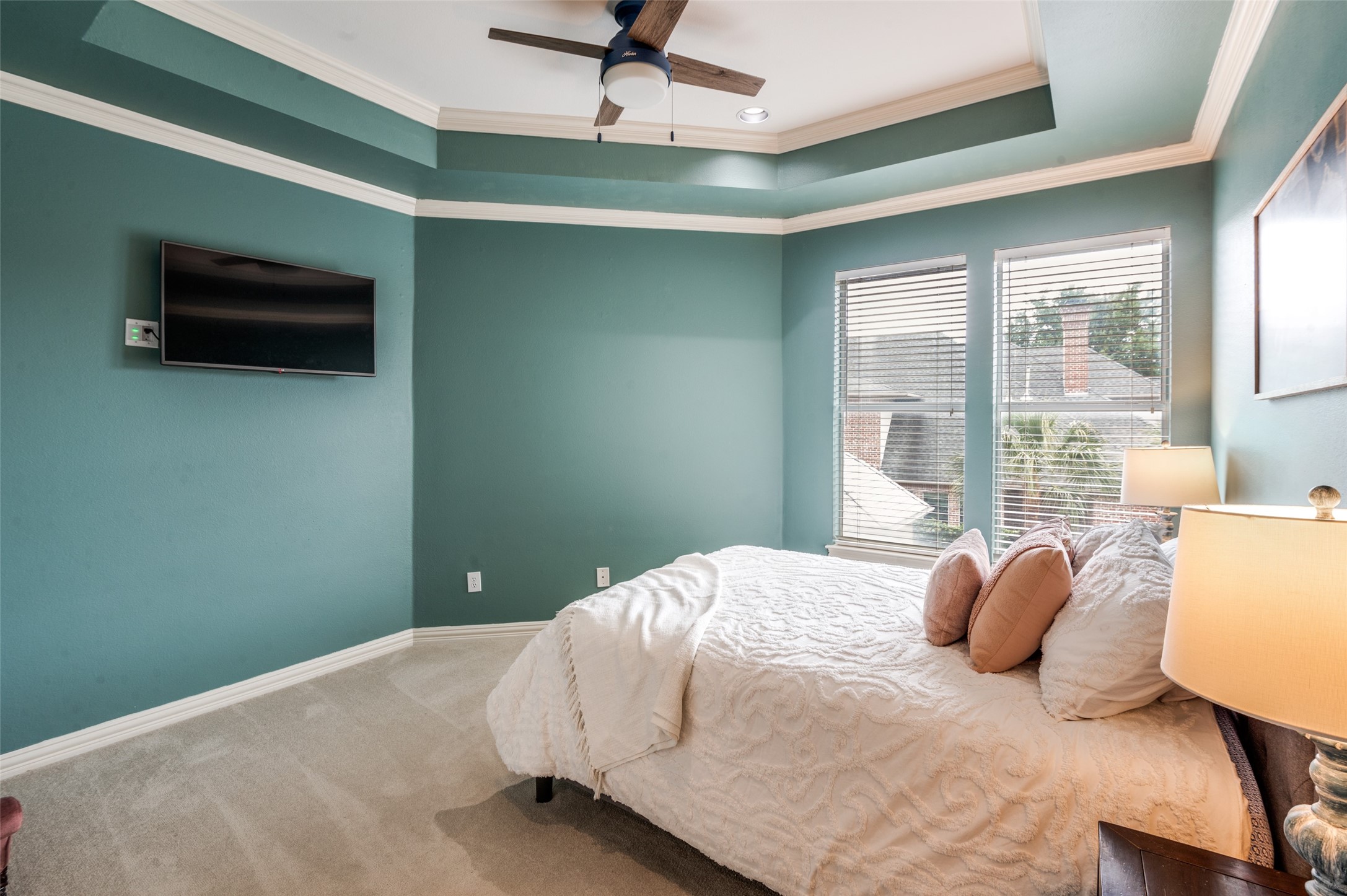 1809 Cliffview Drive