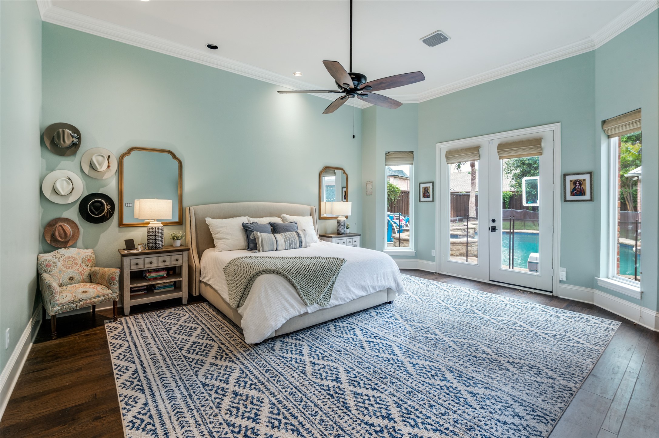 1809 Cliffview Drive