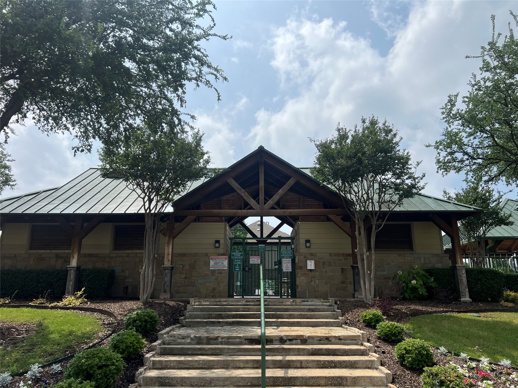 1320 Lackley Drive