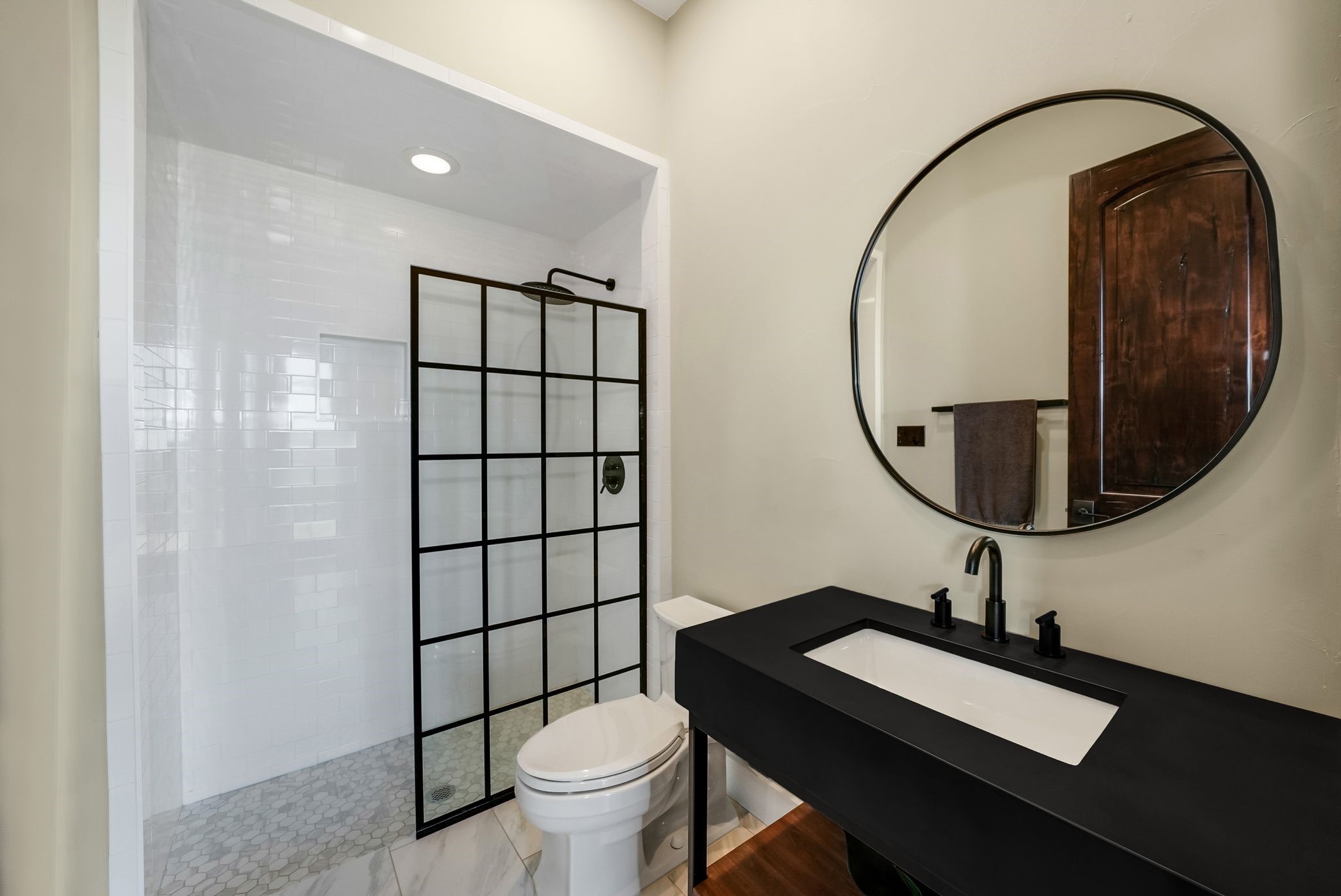 1230 Plateau Place