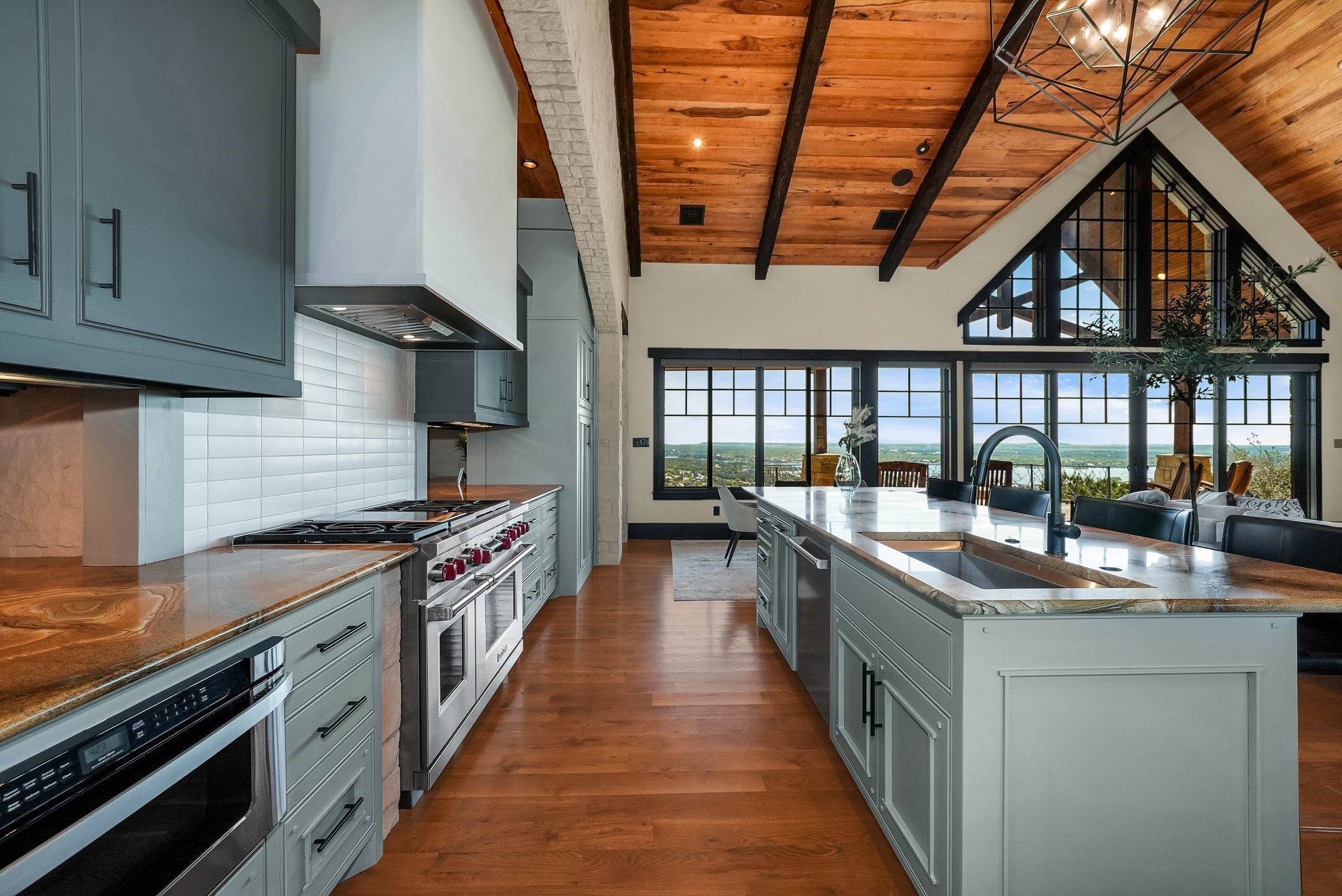 1230 Plateau Place