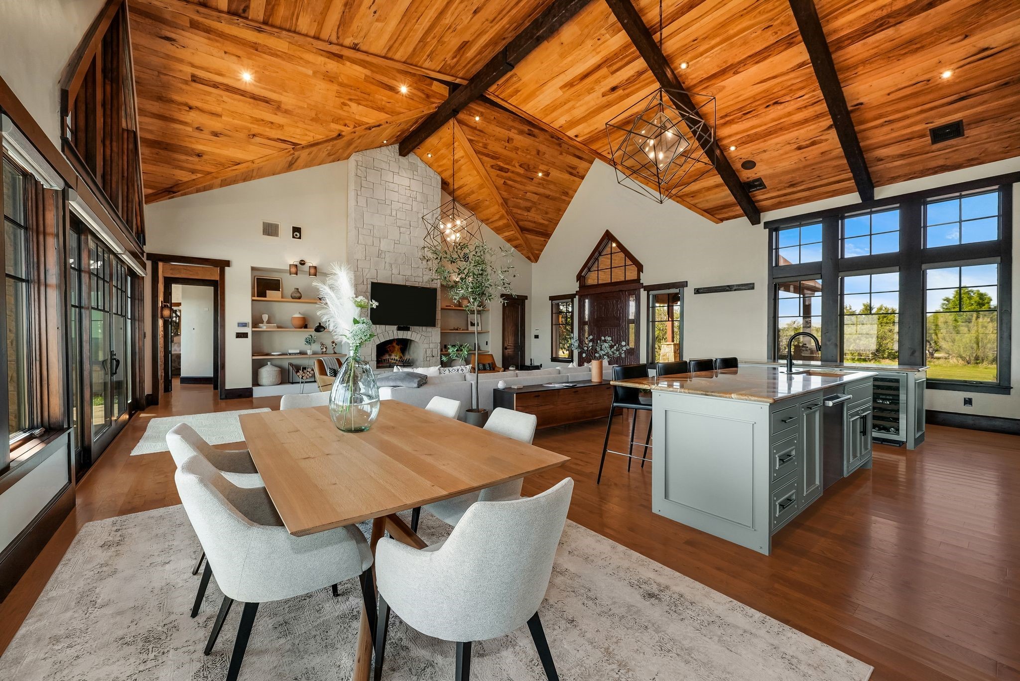 1230 Plateau Place