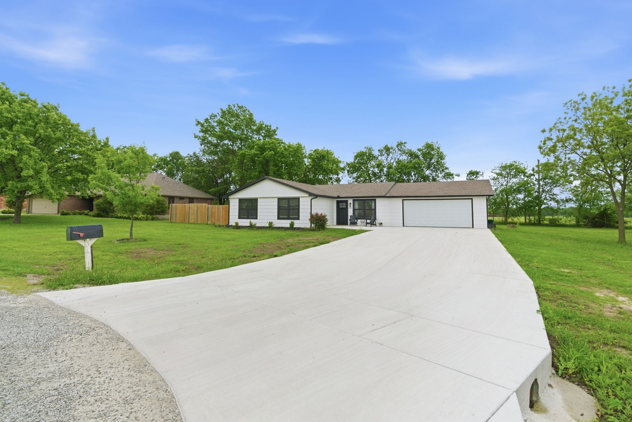 290 Old Spanish Trail
