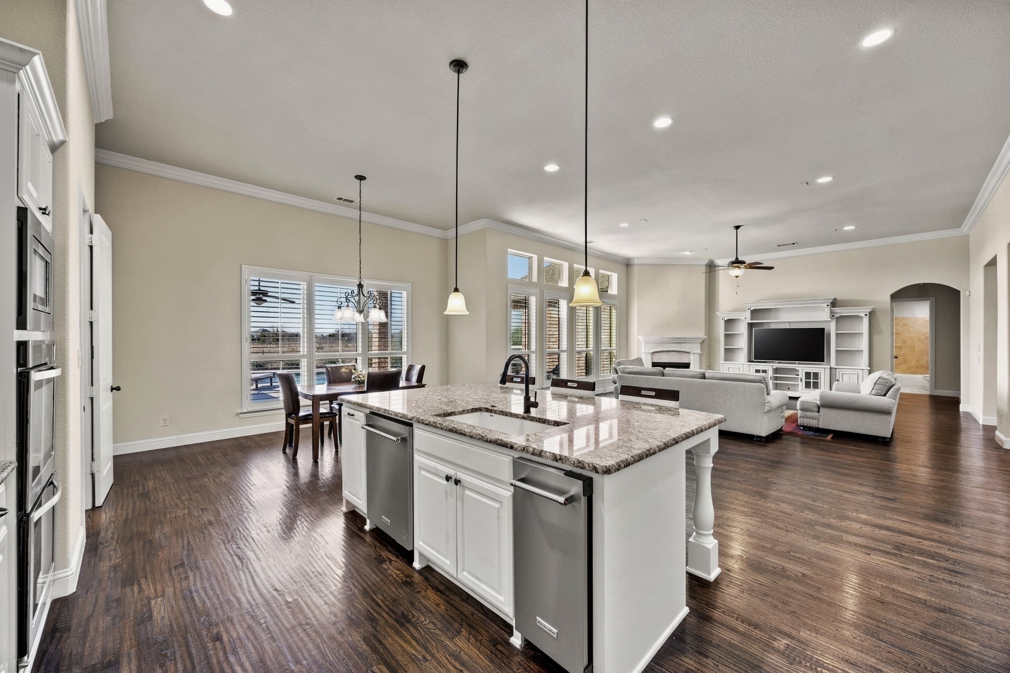 800 Yasmin Court