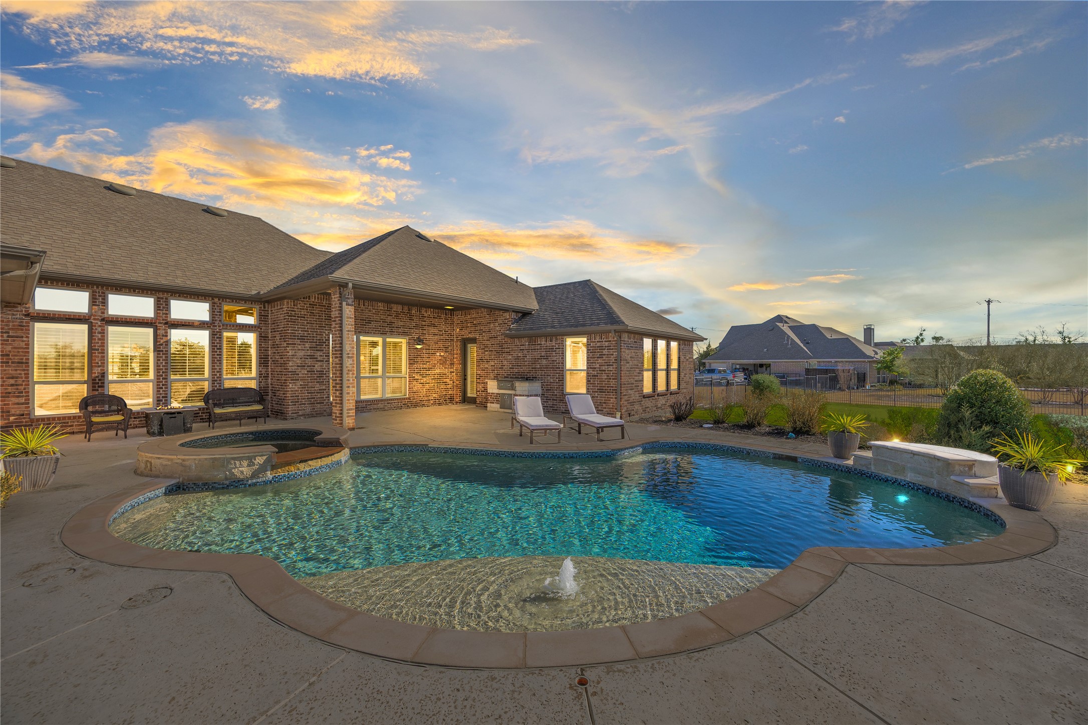 800 Yasmin Court