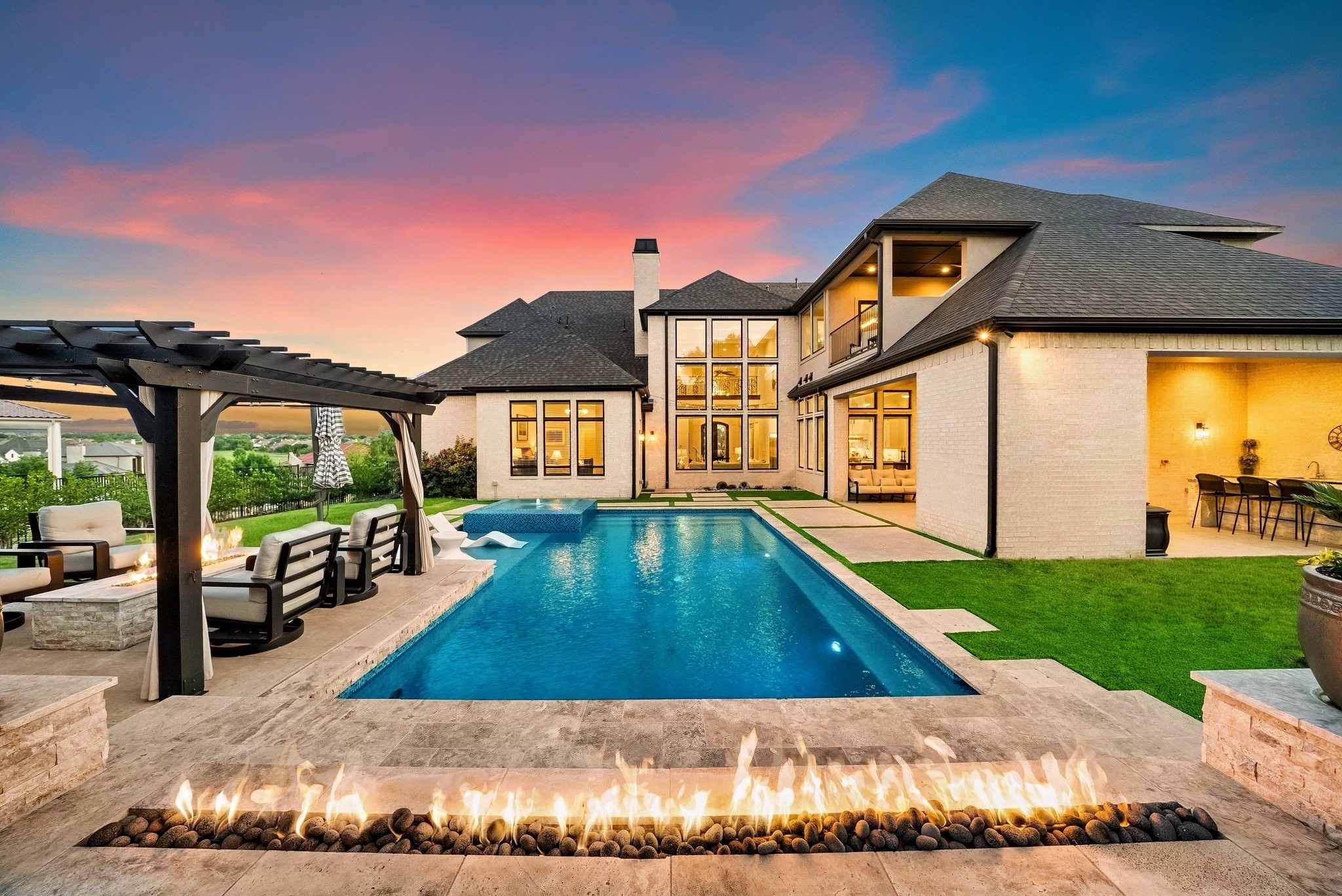 2310 Silver Table Drive