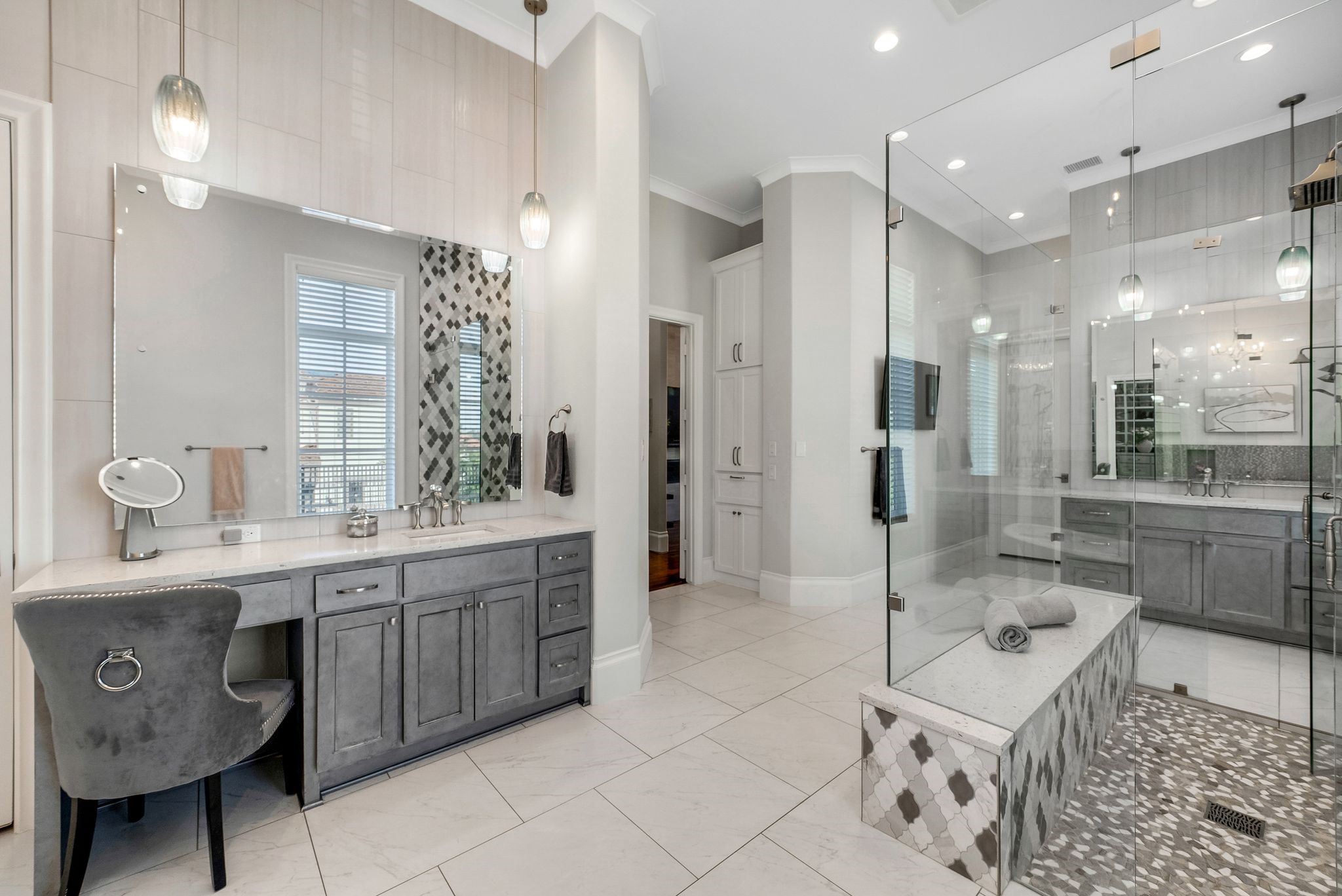 2310 Silver Table Drive