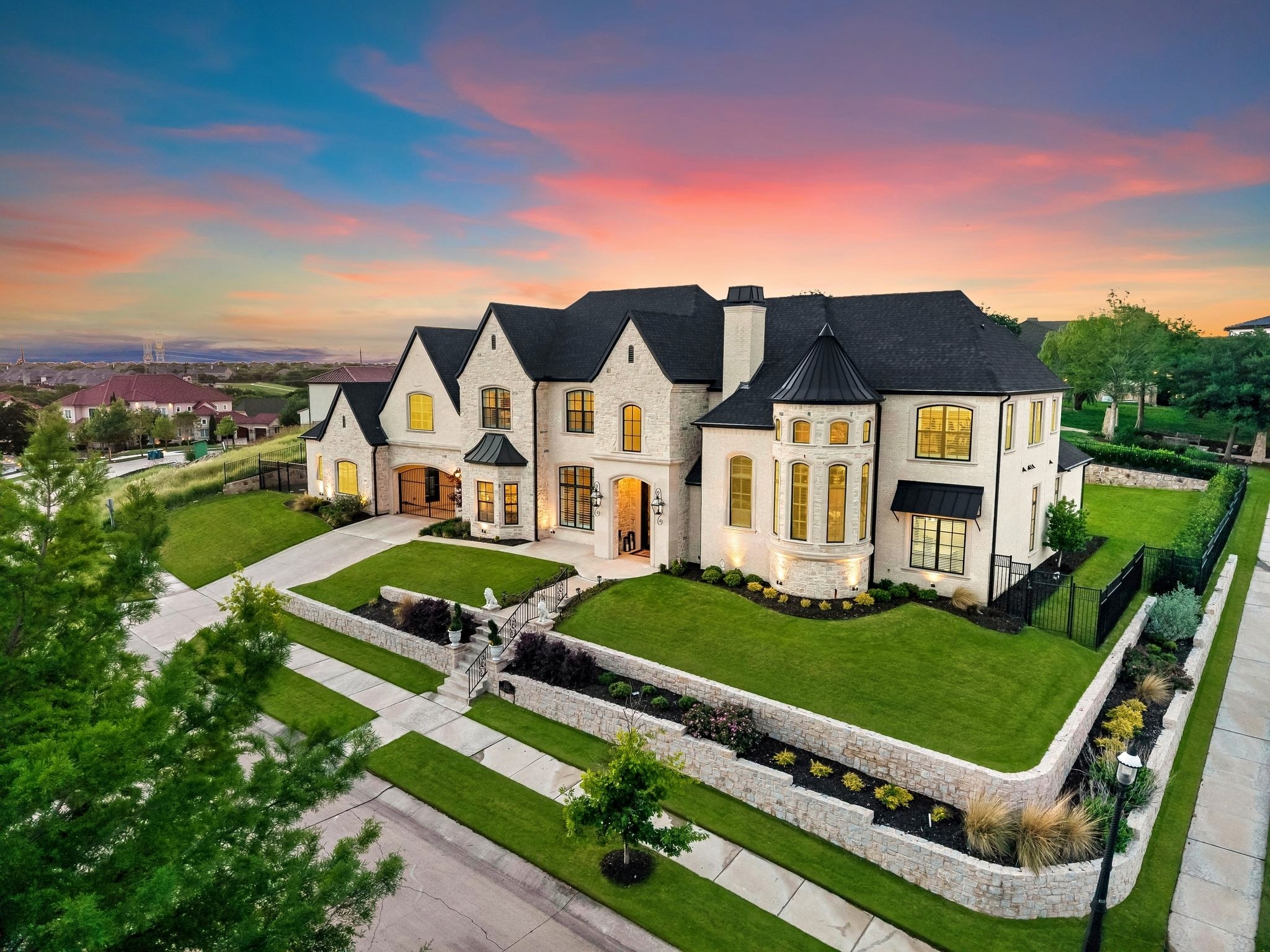 2310 Silver Table Drive