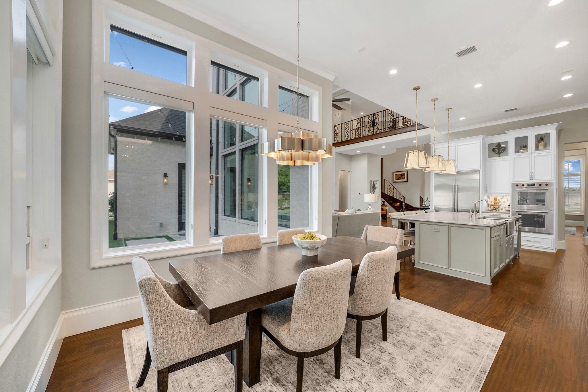 2310 Silver Table Drive