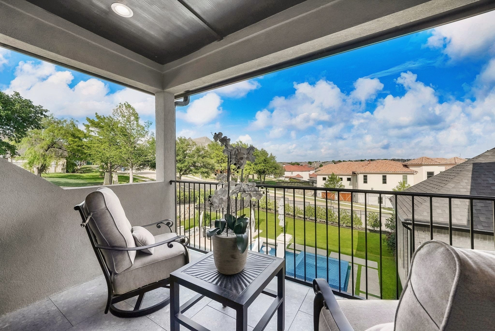 2310 Silver Table Drive