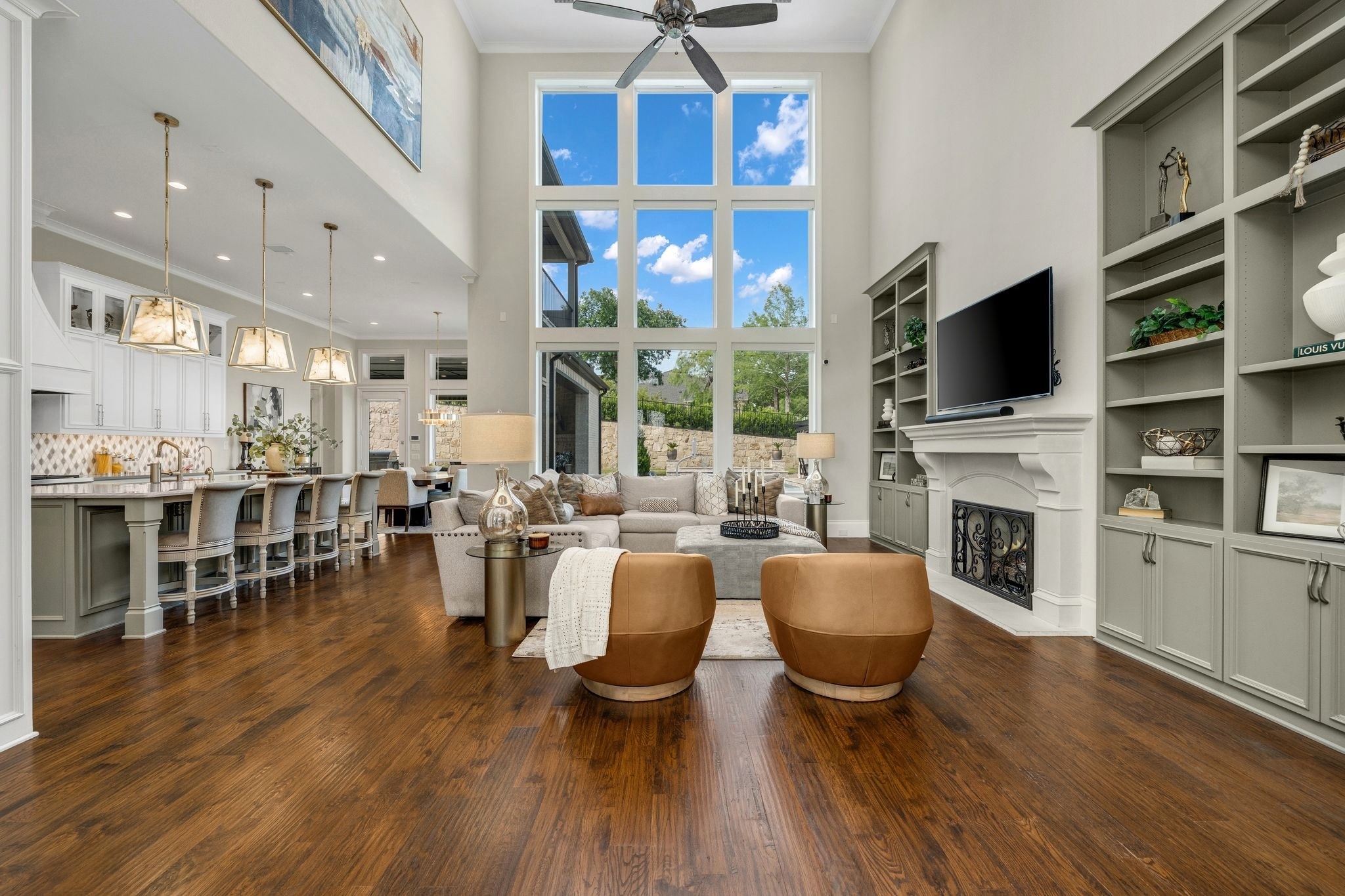 2310 Silver Table Drive