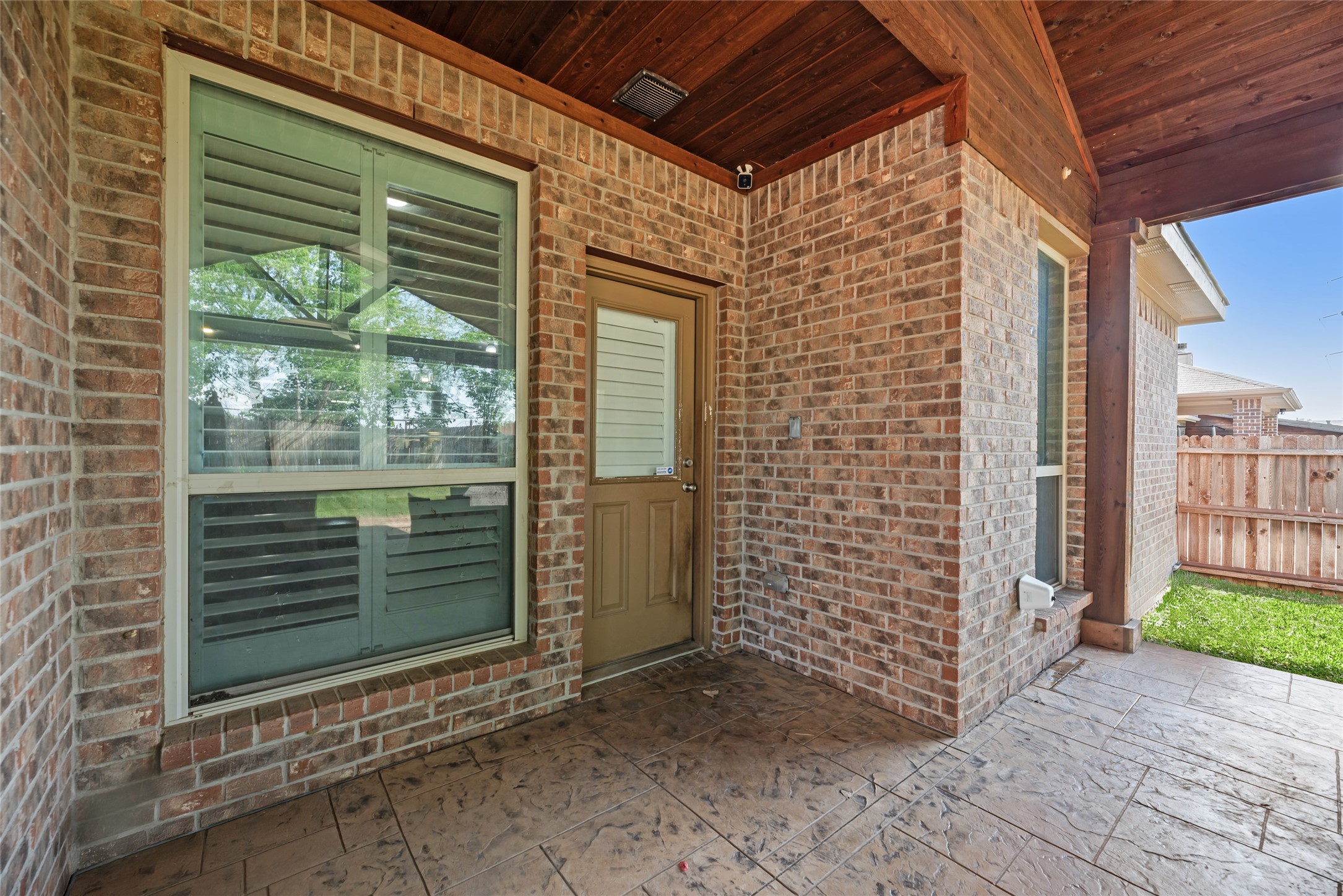 2401 Windhaven Drive