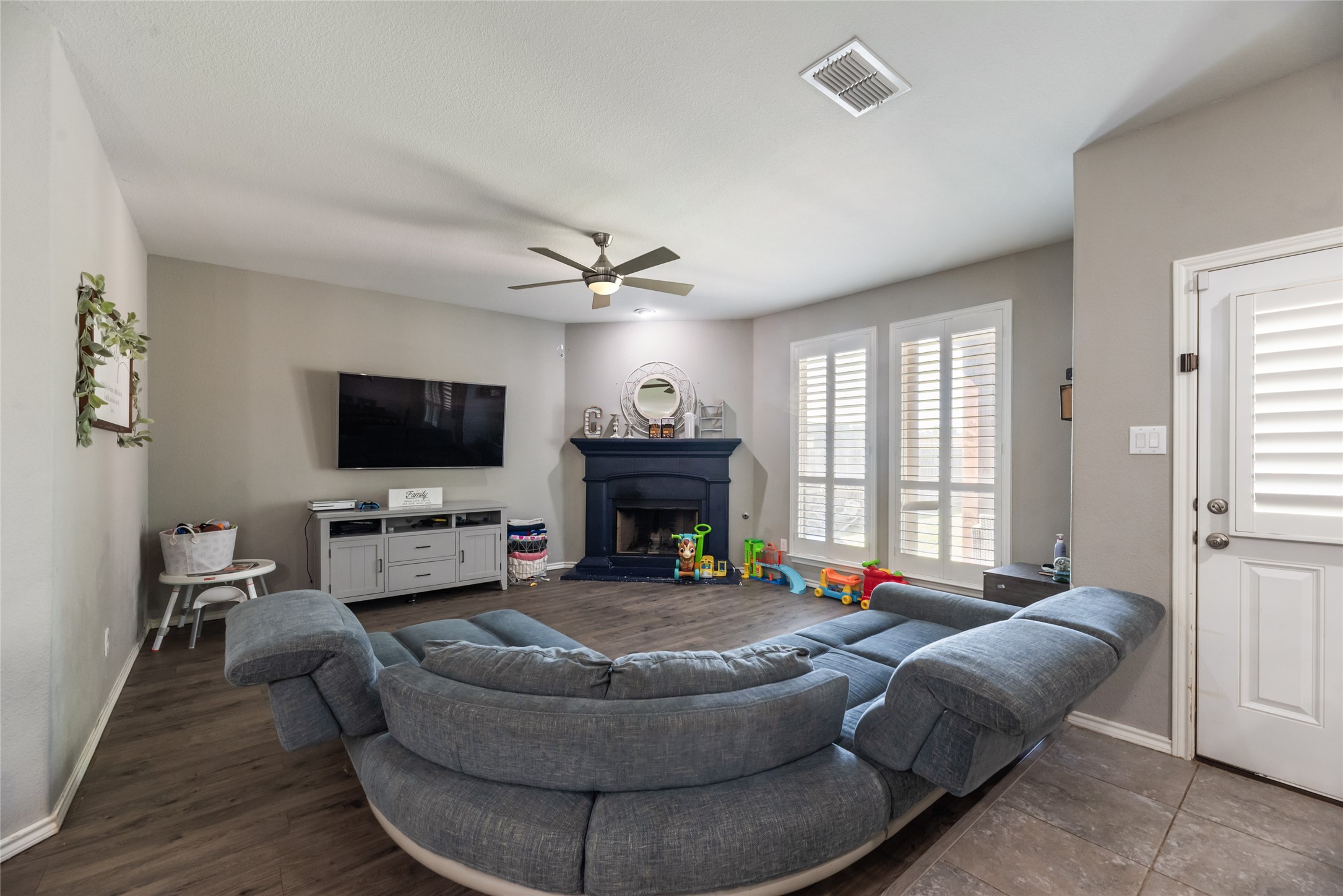 2401 Windhaven Drive