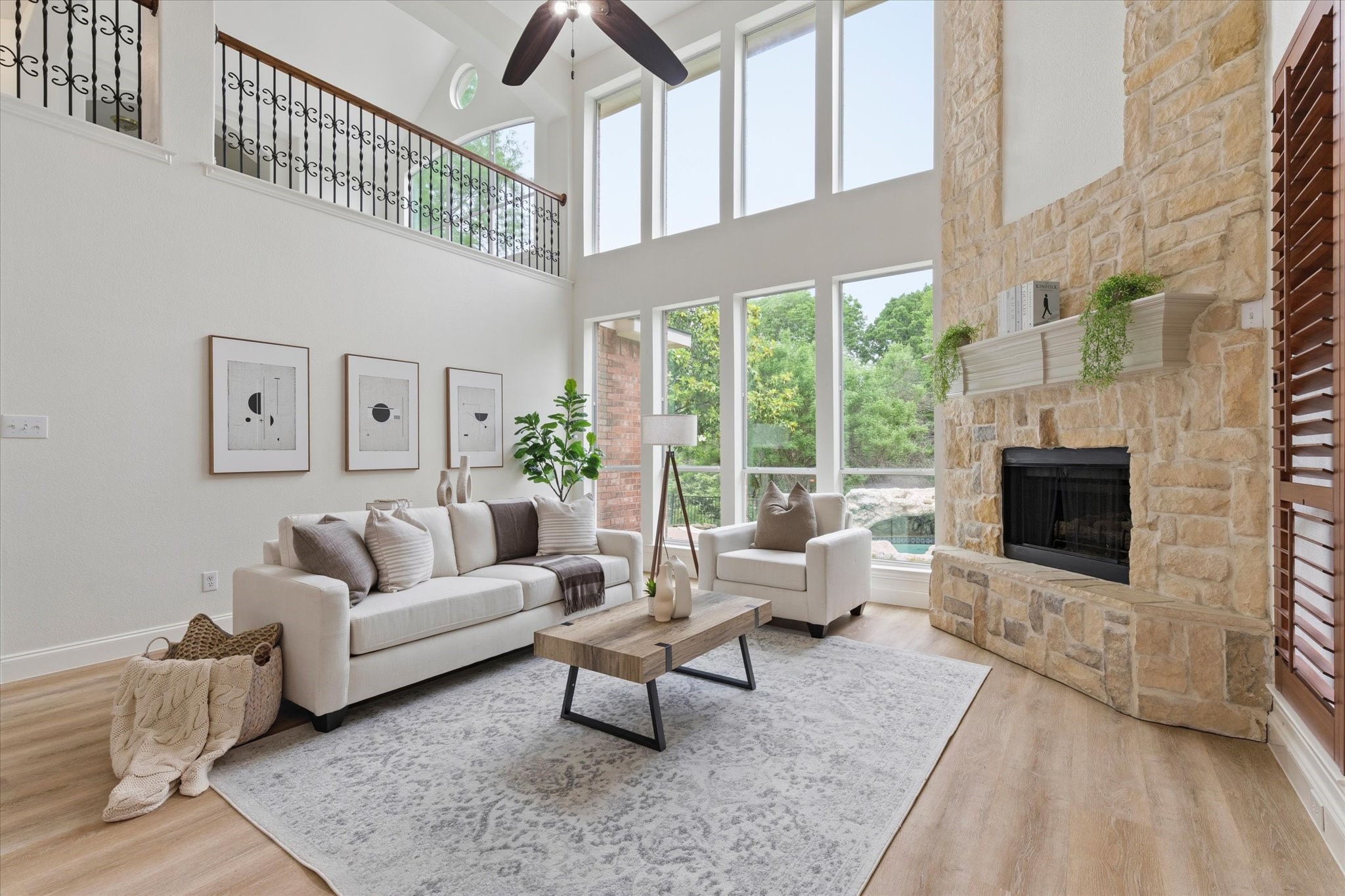 1909 Wind Lake Circle
