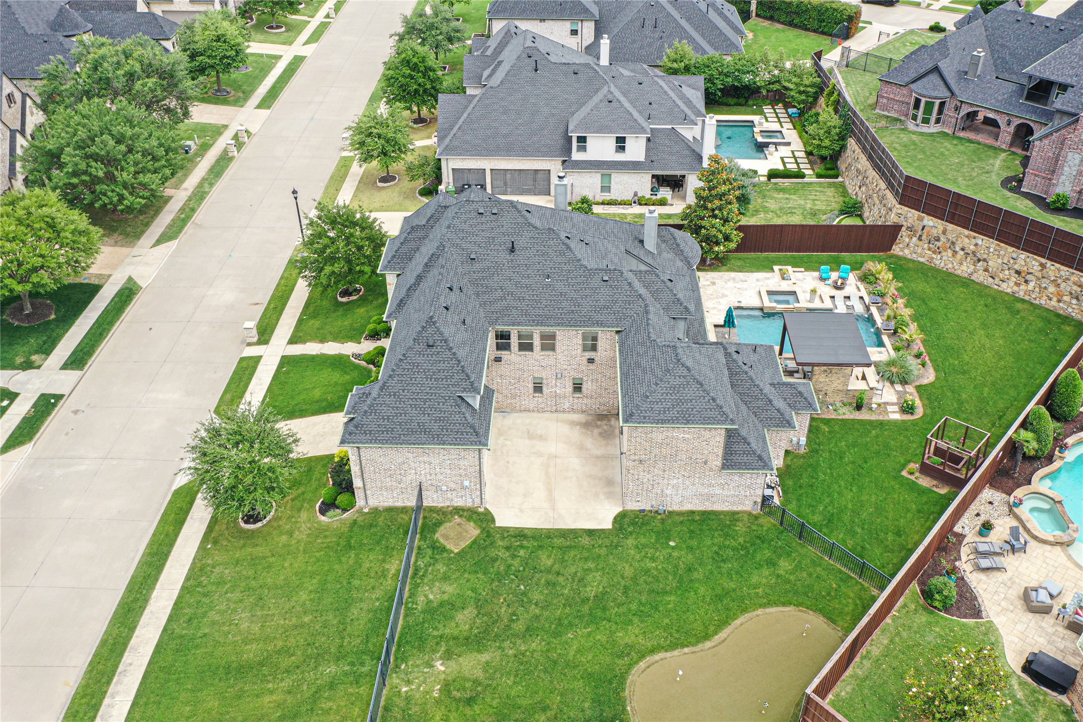 960 Packsaddle Trail