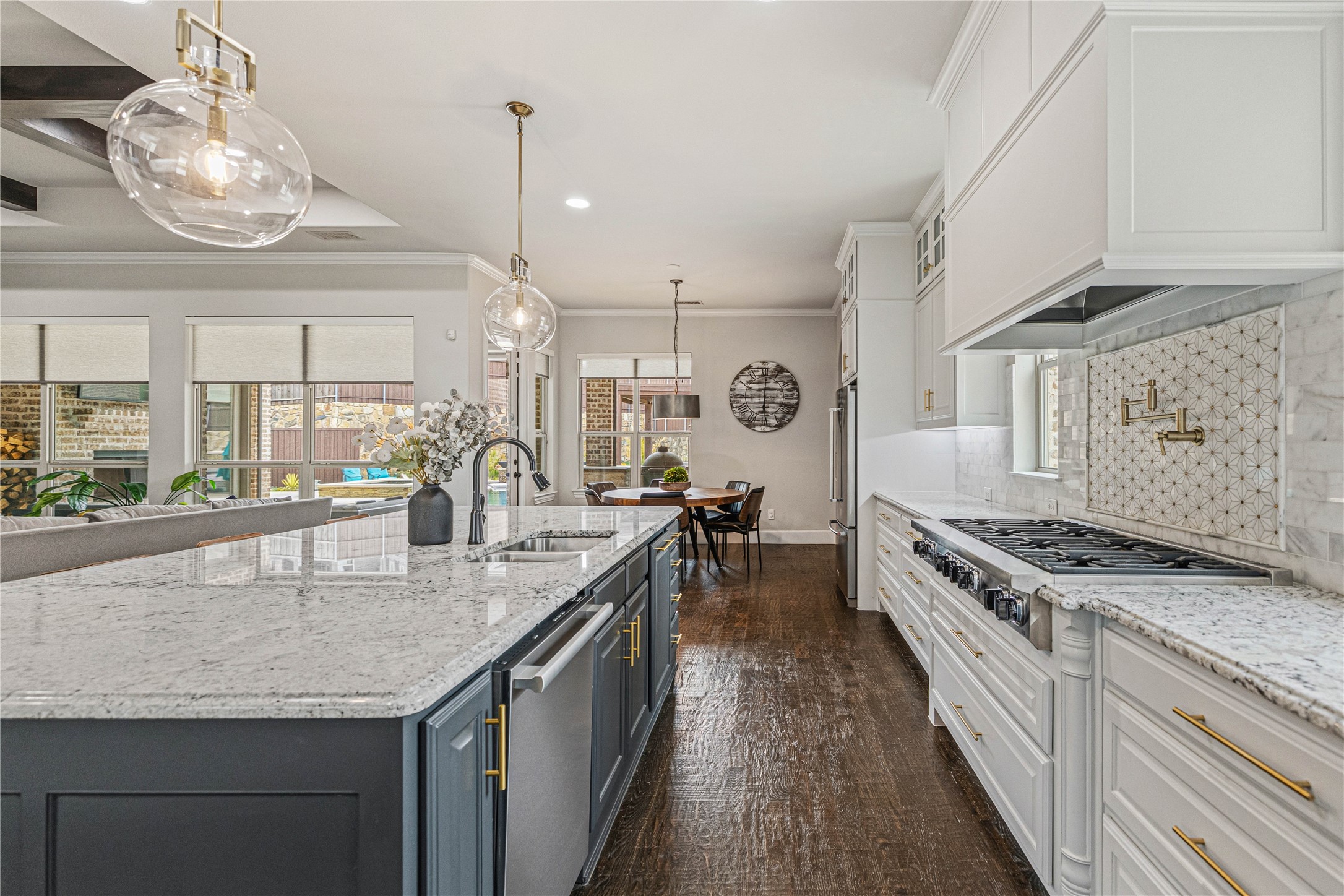 960 Packsaddle Trail