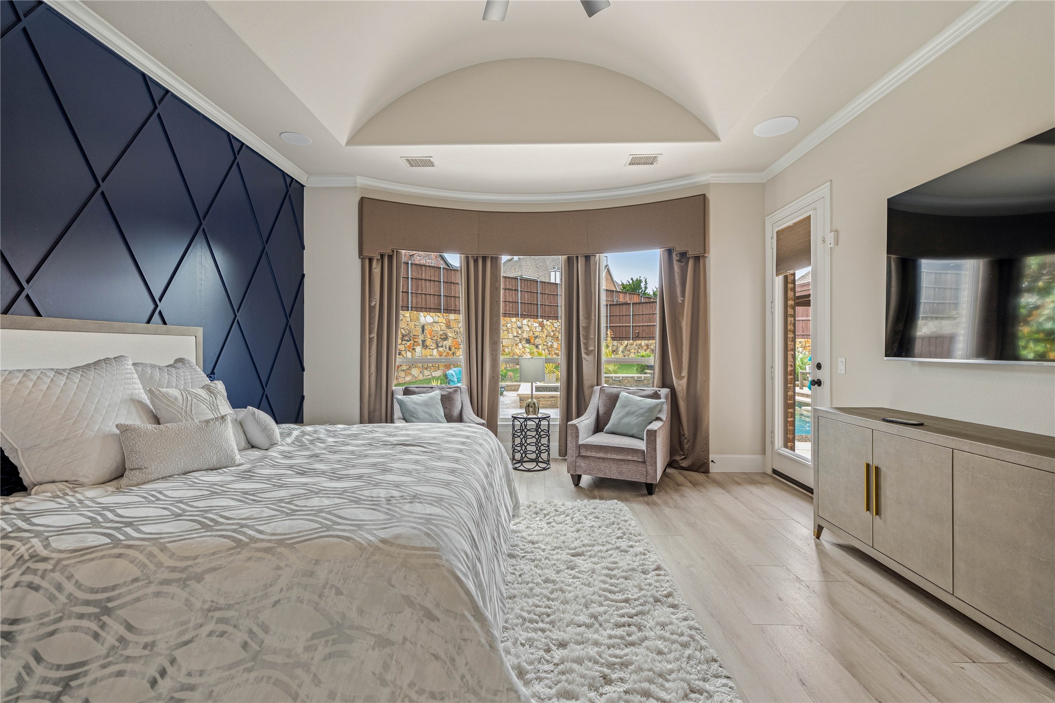 960 Packsaddle Trail