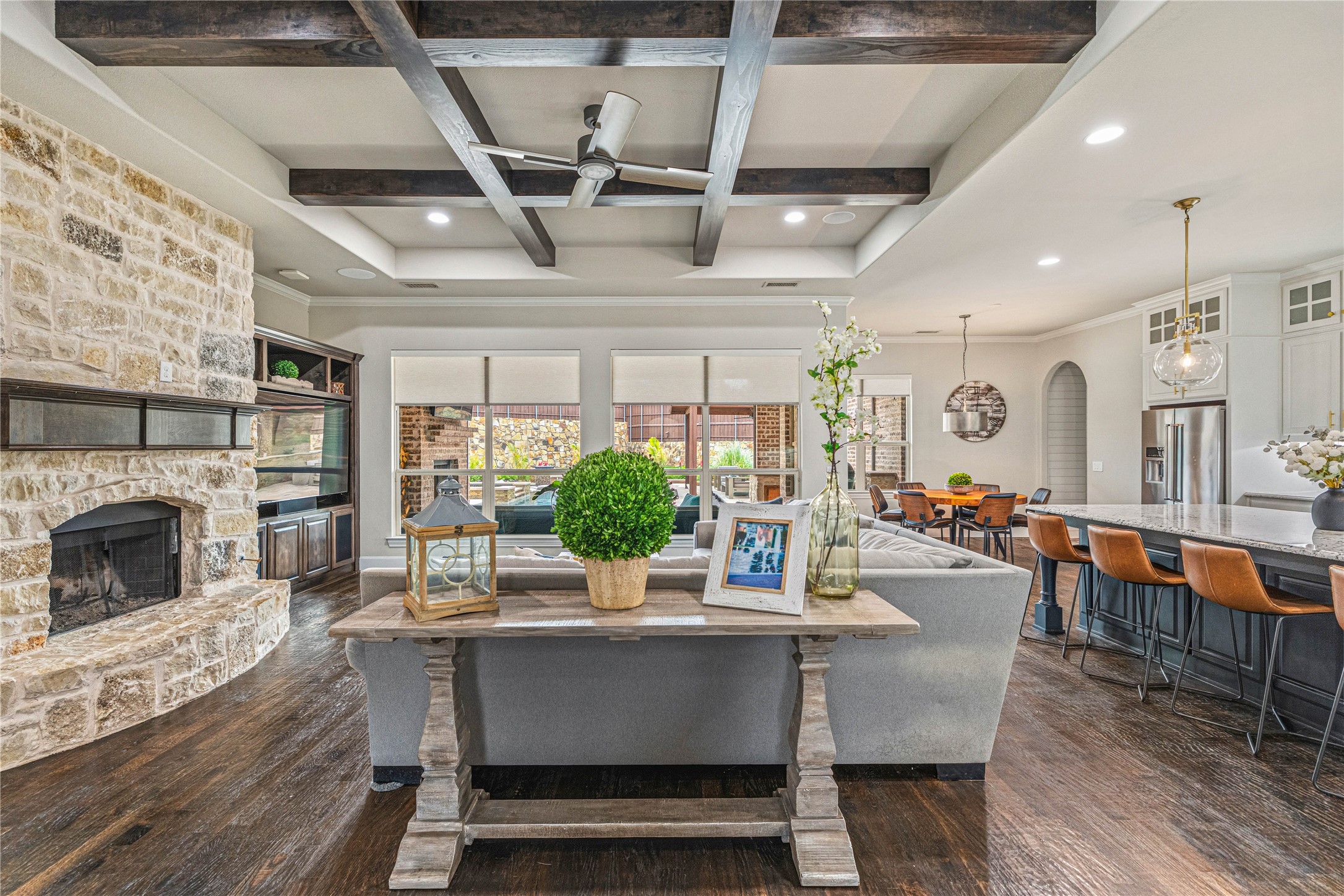 960 Packsaddle Trail