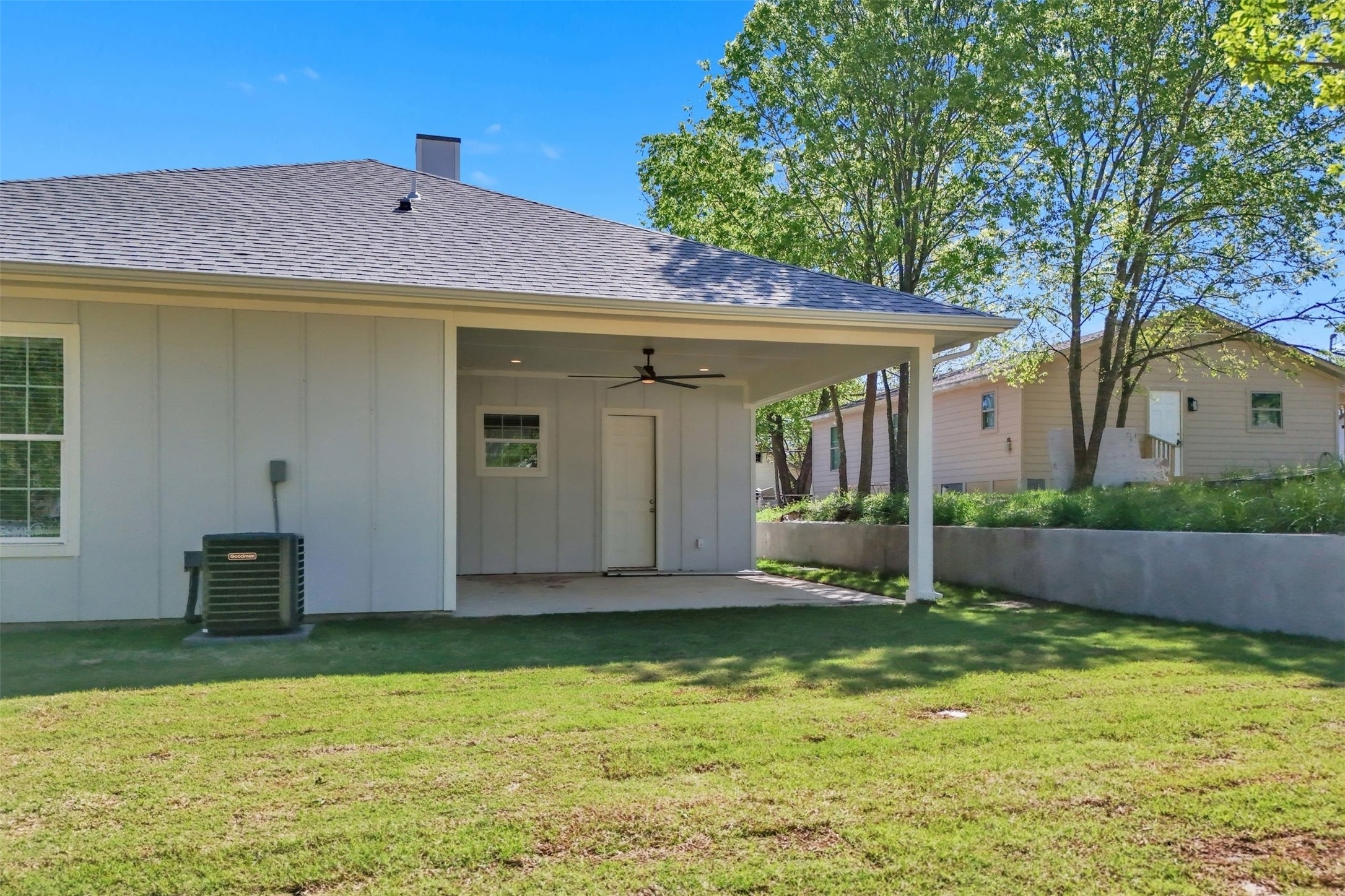 407 Henderson Street