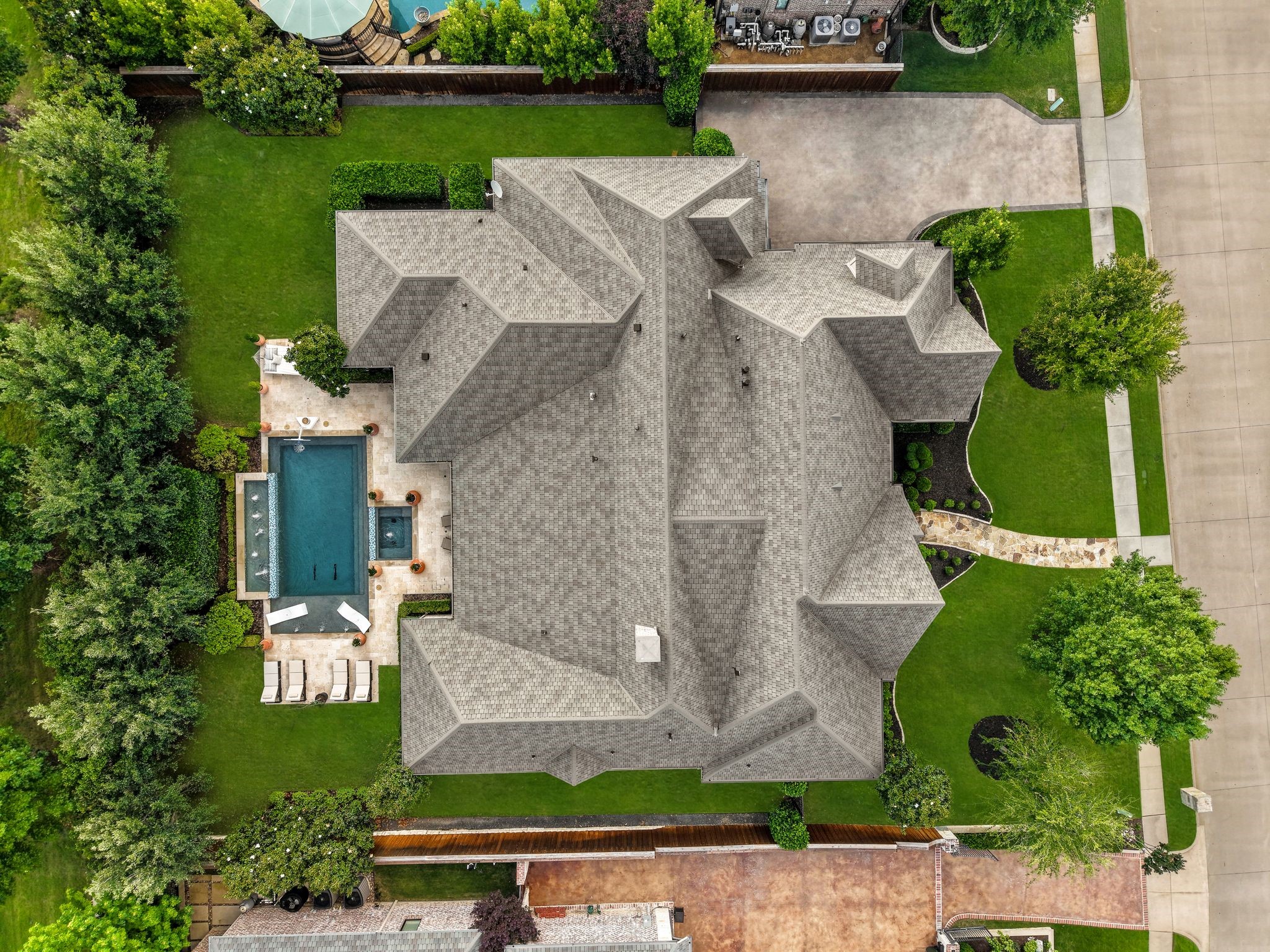 6404 Drawbridge Lane