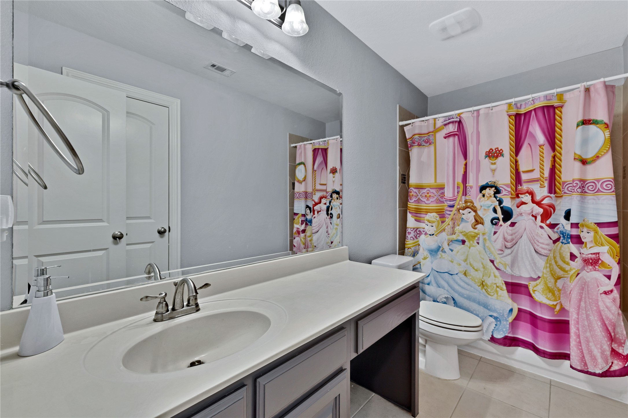 925 Nathanael Greene Court