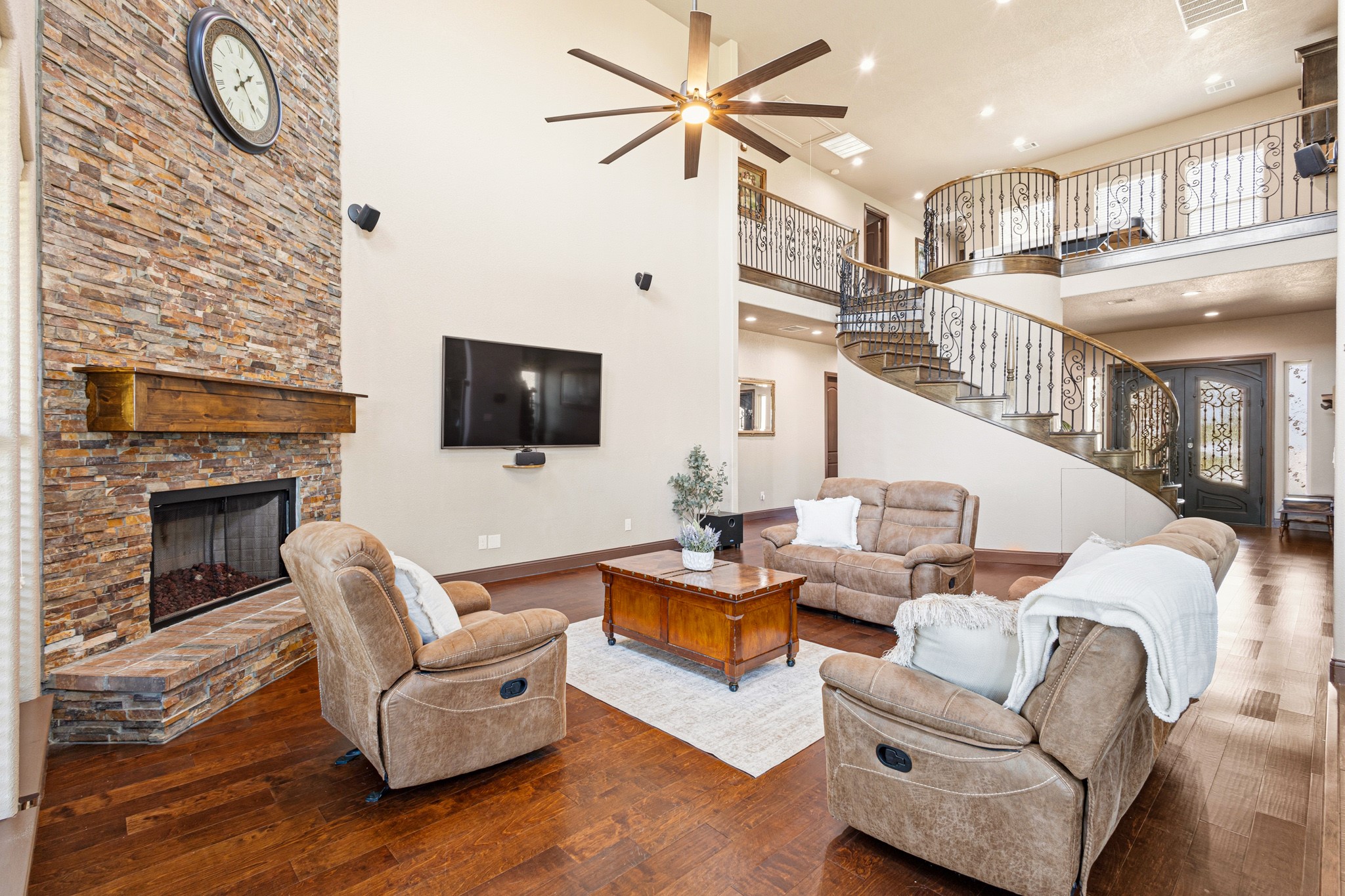 3512 Harlan Drive