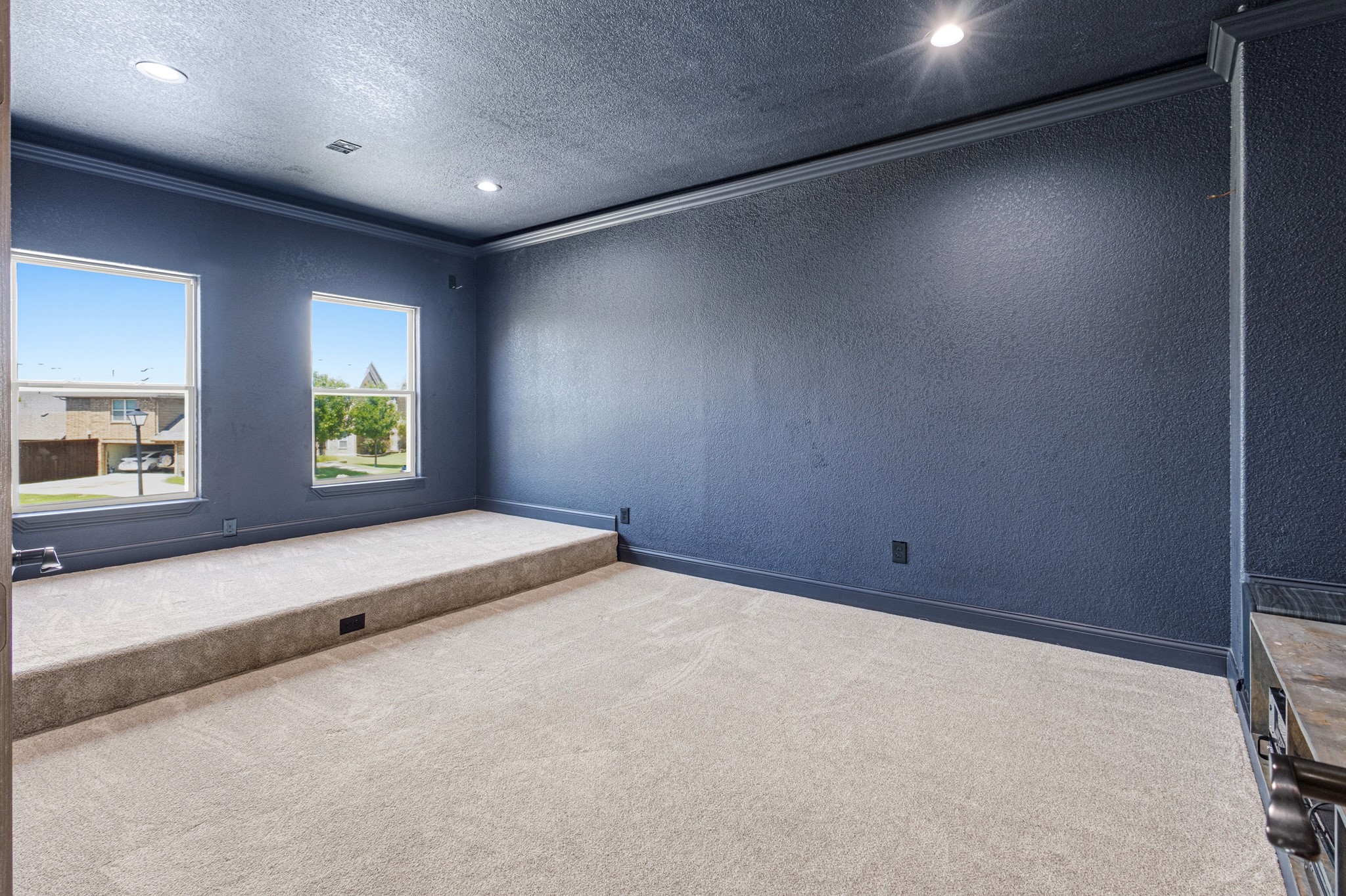3512 Harlan Drive