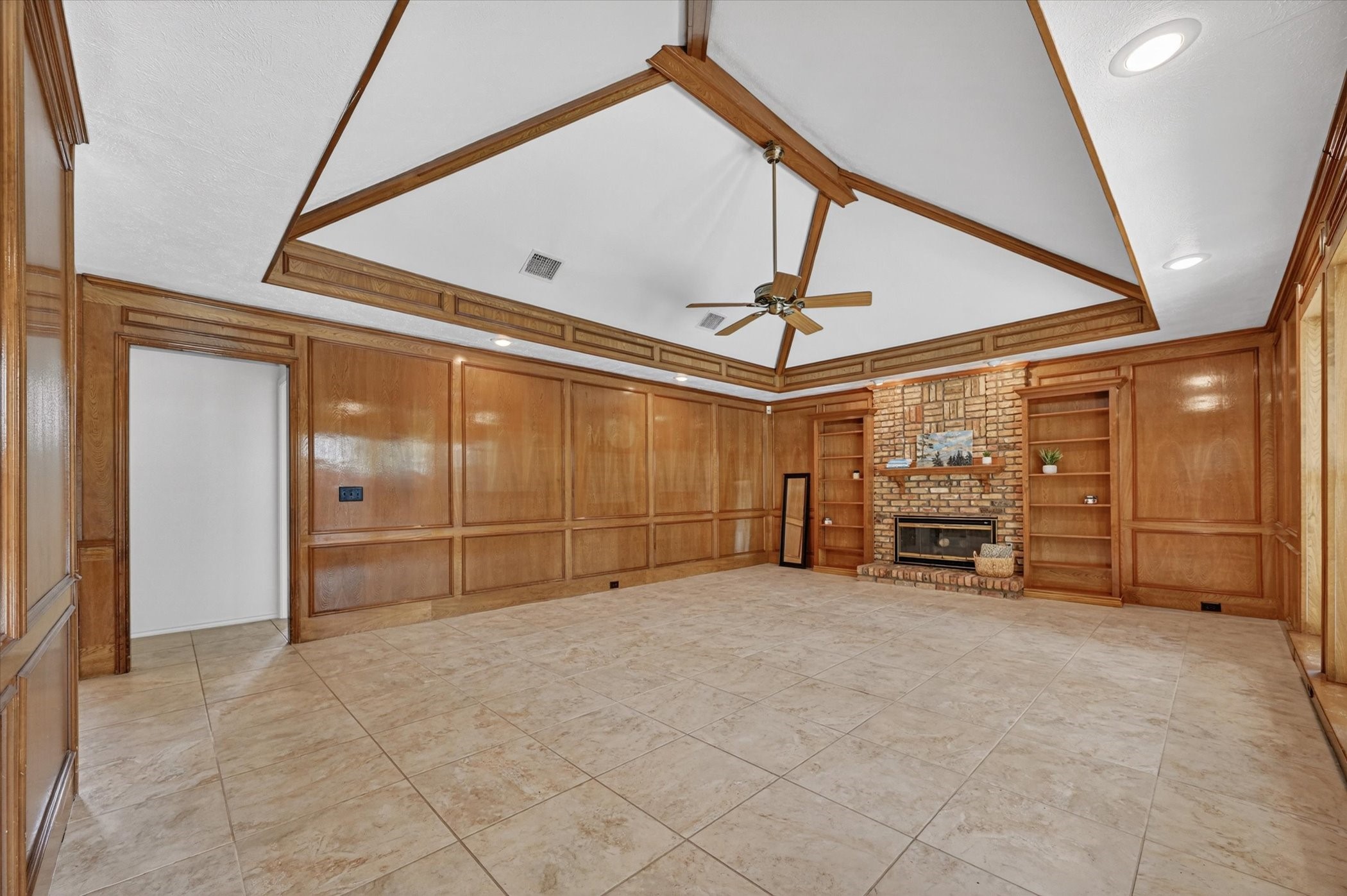 1200 Sandy Creek Drive