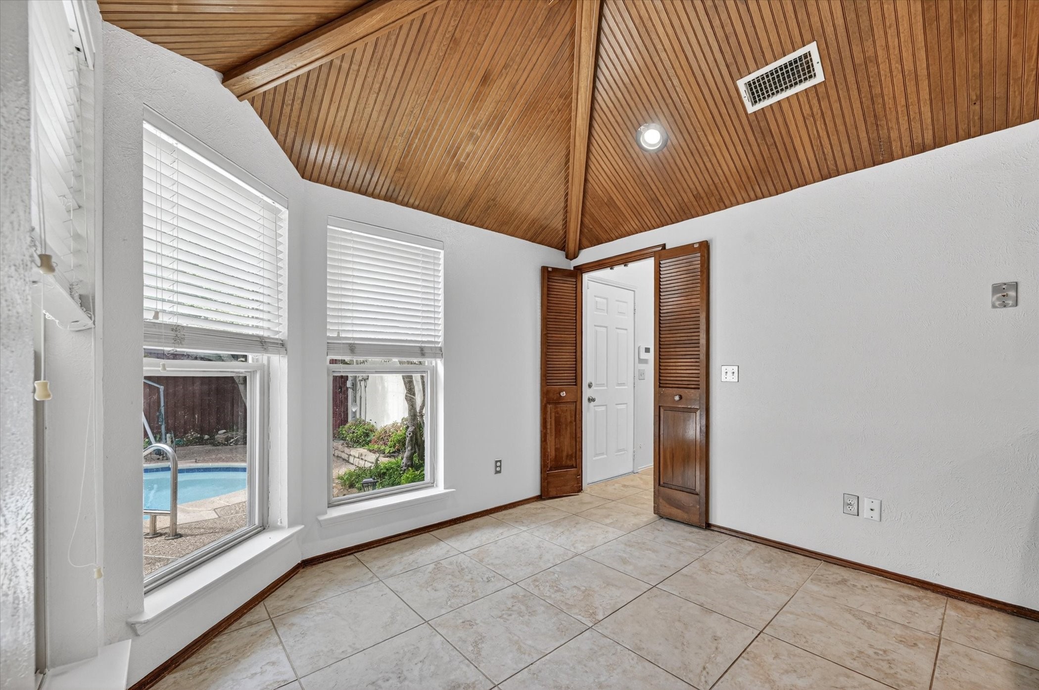 1200 Sandy Creek Drive