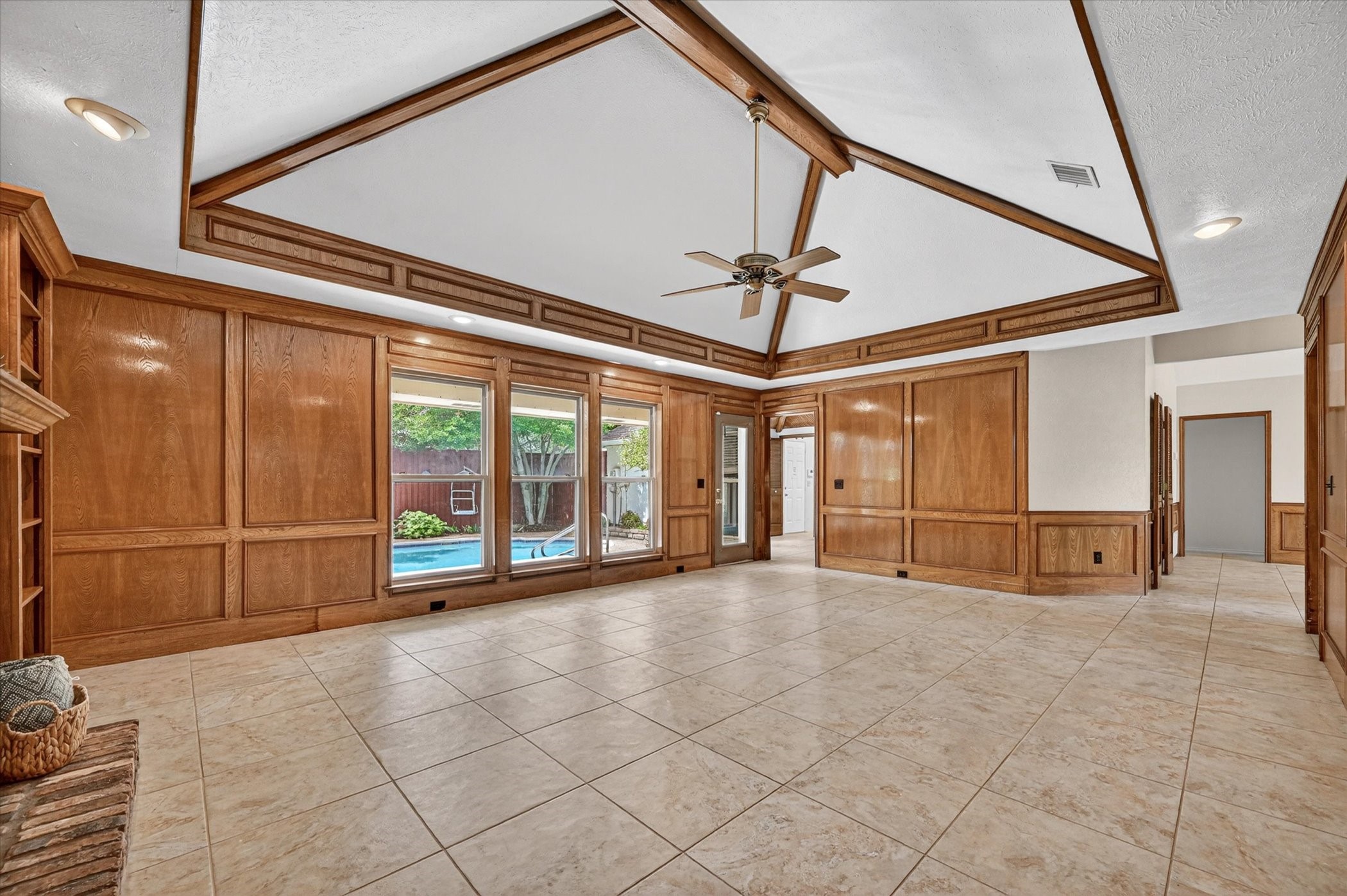 1200 Sandy Creek Drive