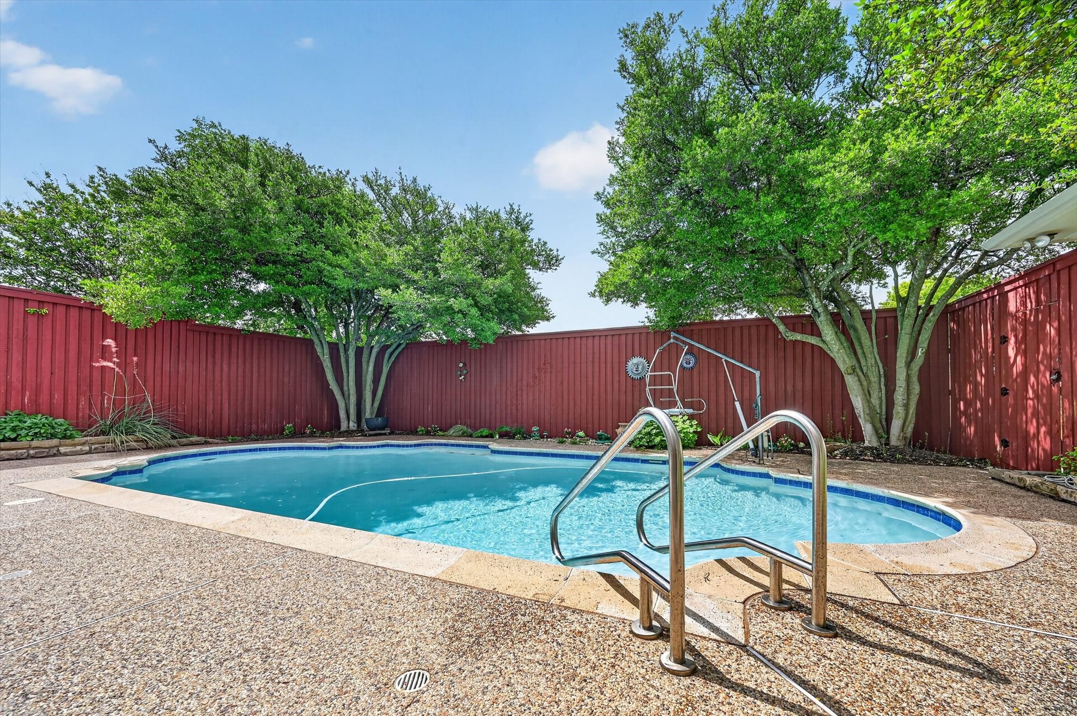 1200 Sandy Creek Drive