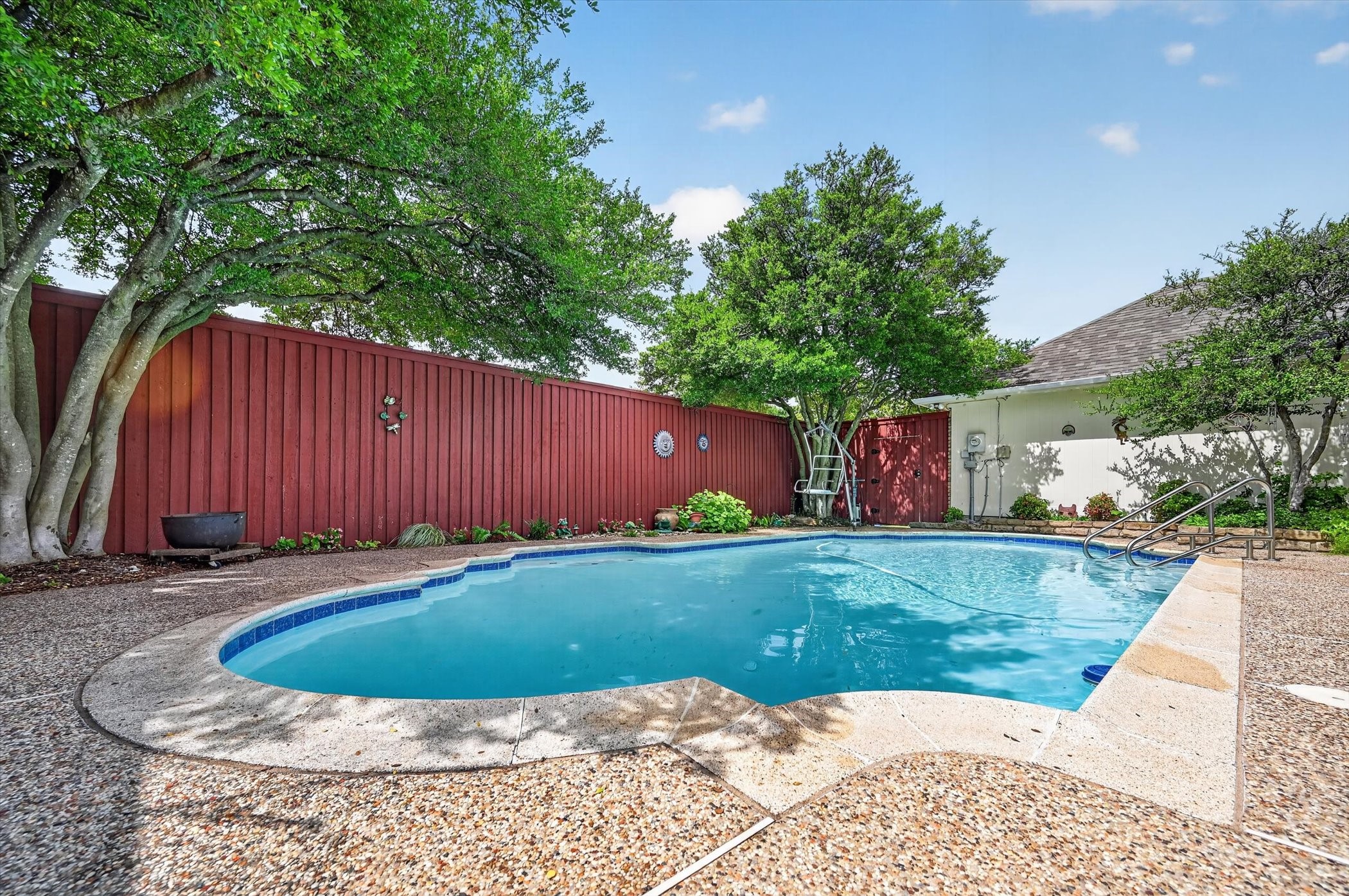 1200 Sandy Creek Drive