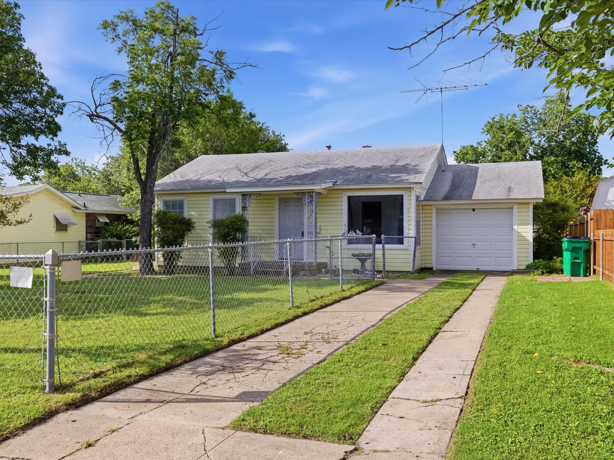 5113 Flagstone Drive