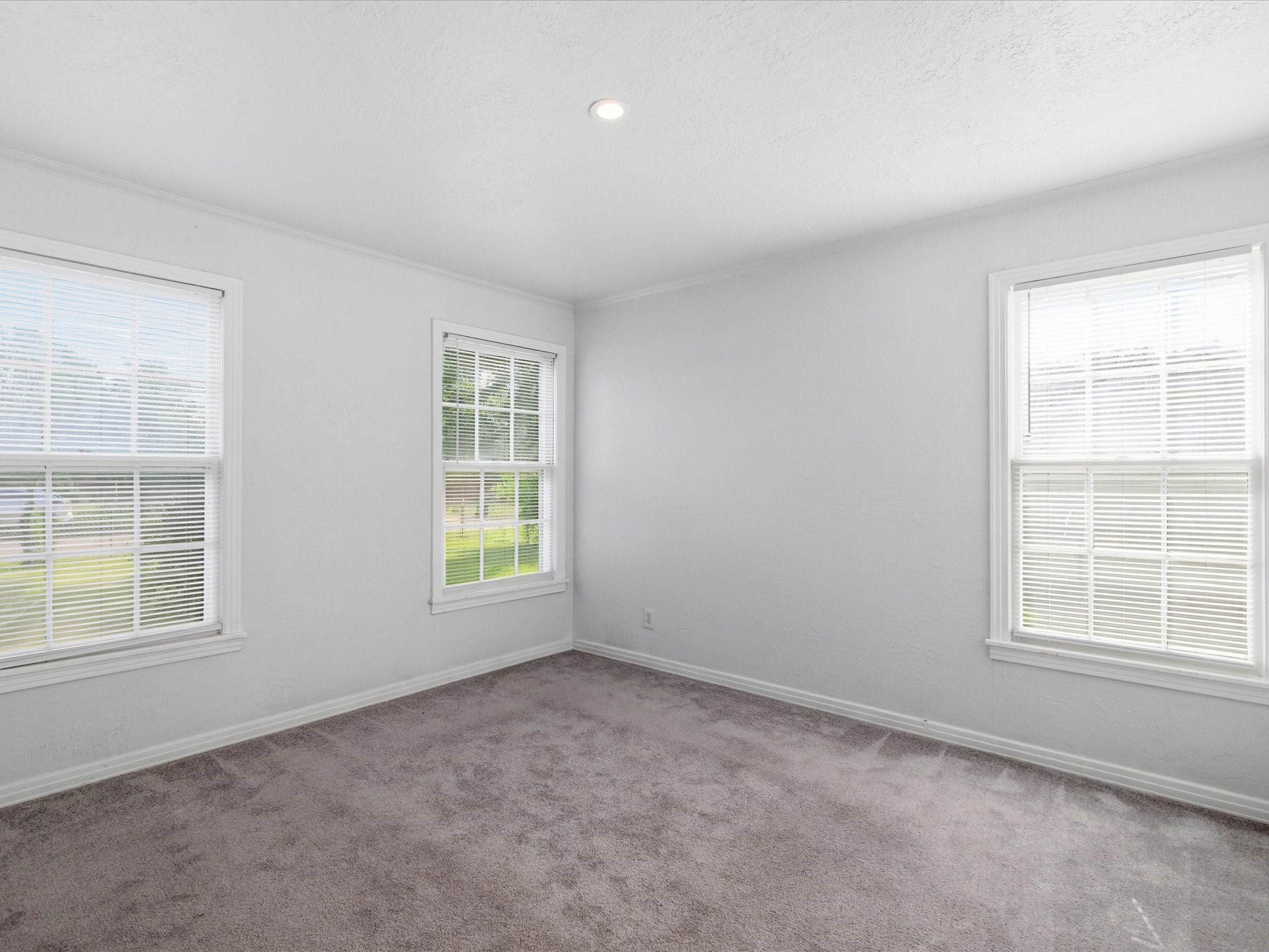 5113 Flagstone Drive