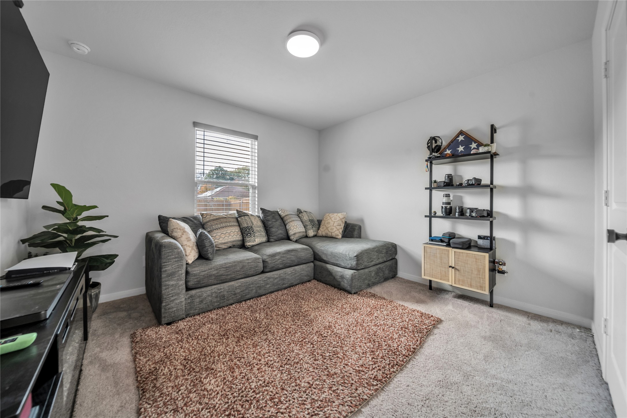 3581 Chestnut Oak Drive