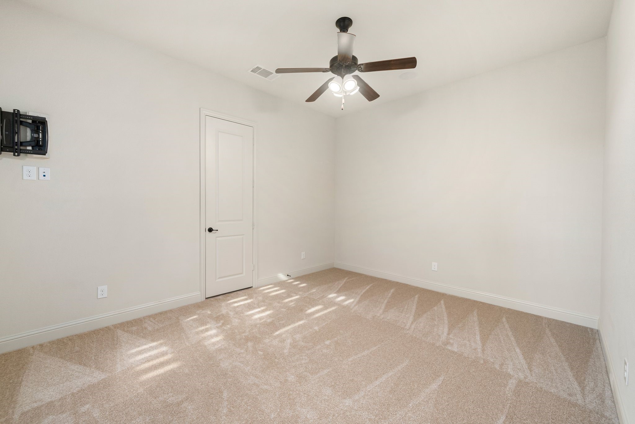4440 Sapphire Drive