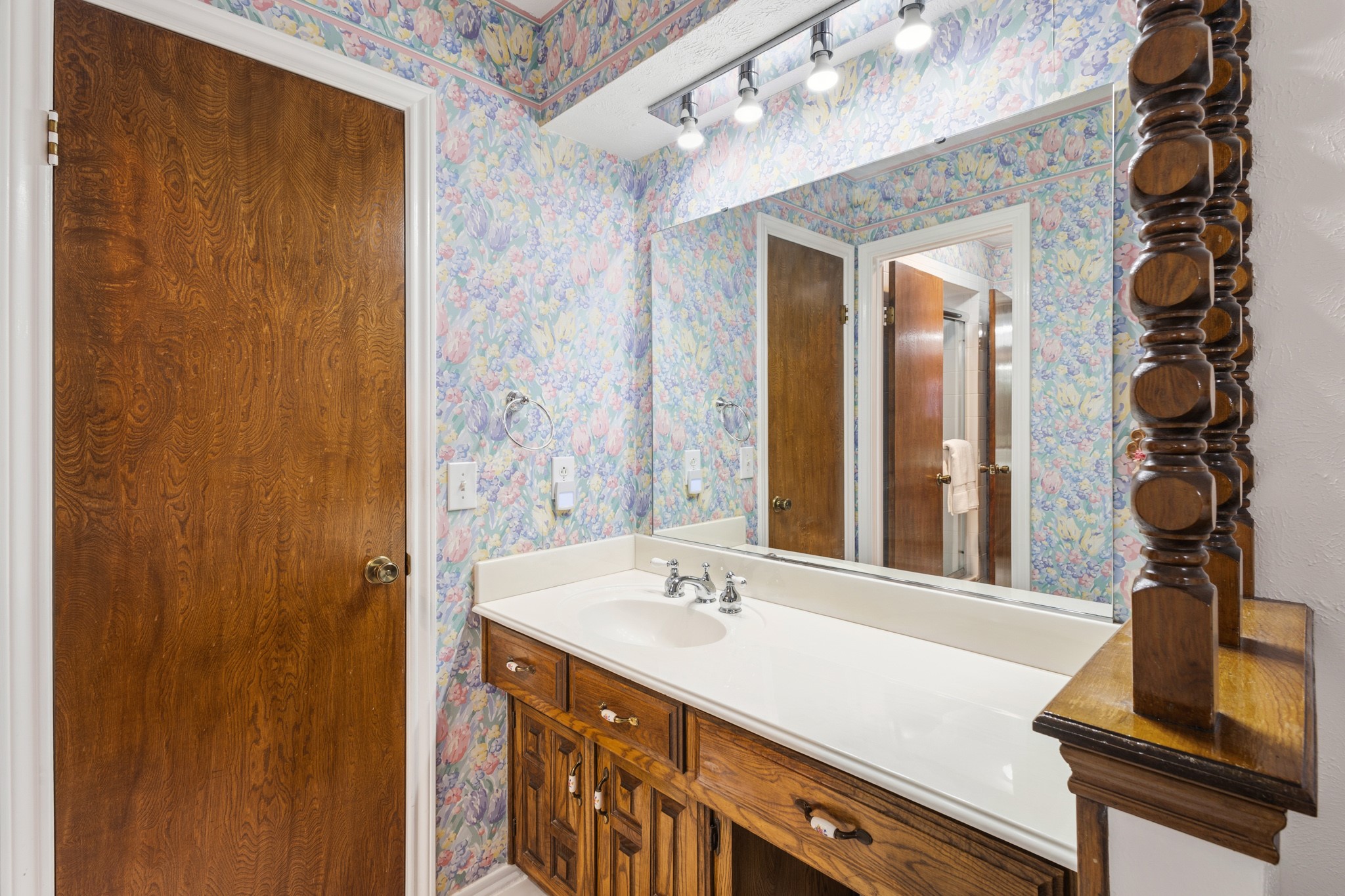 2909 Las Palmas Lane