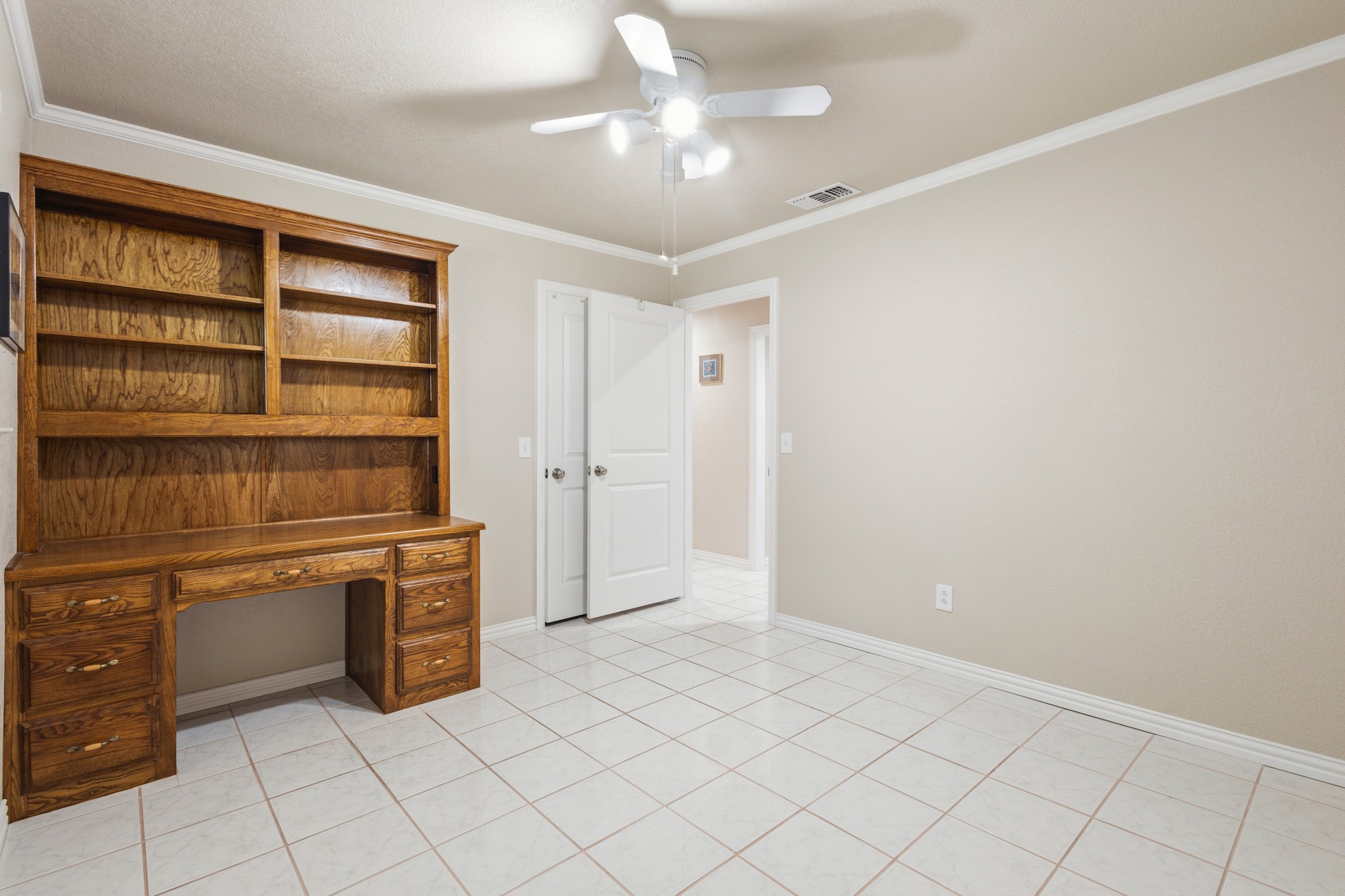 2909 Las Palmas Lane
