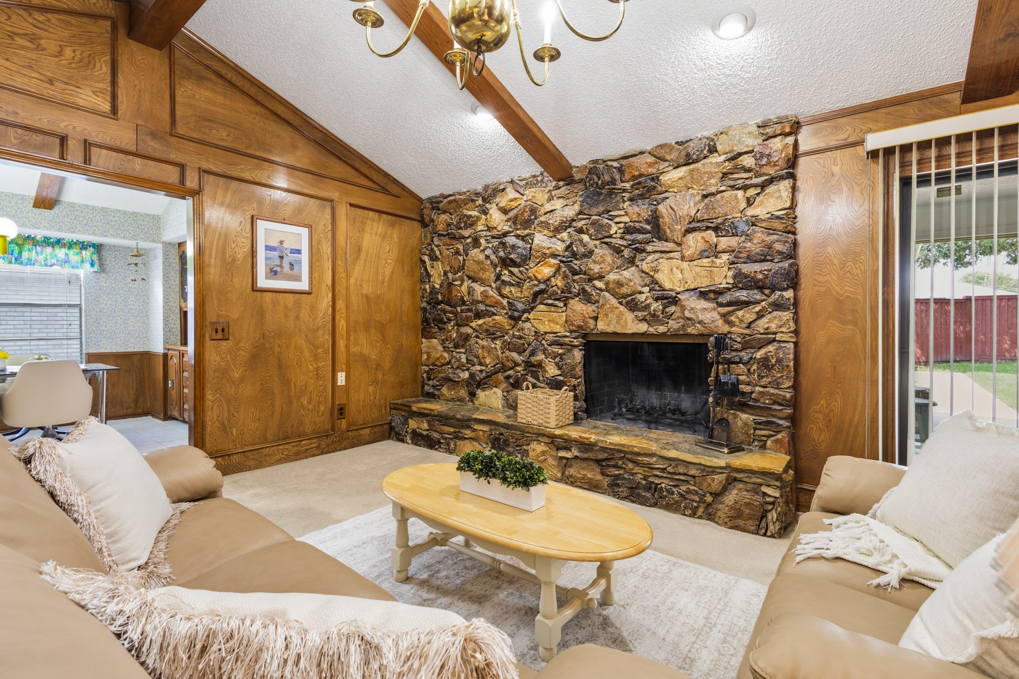 2909 Las Palmas Lane