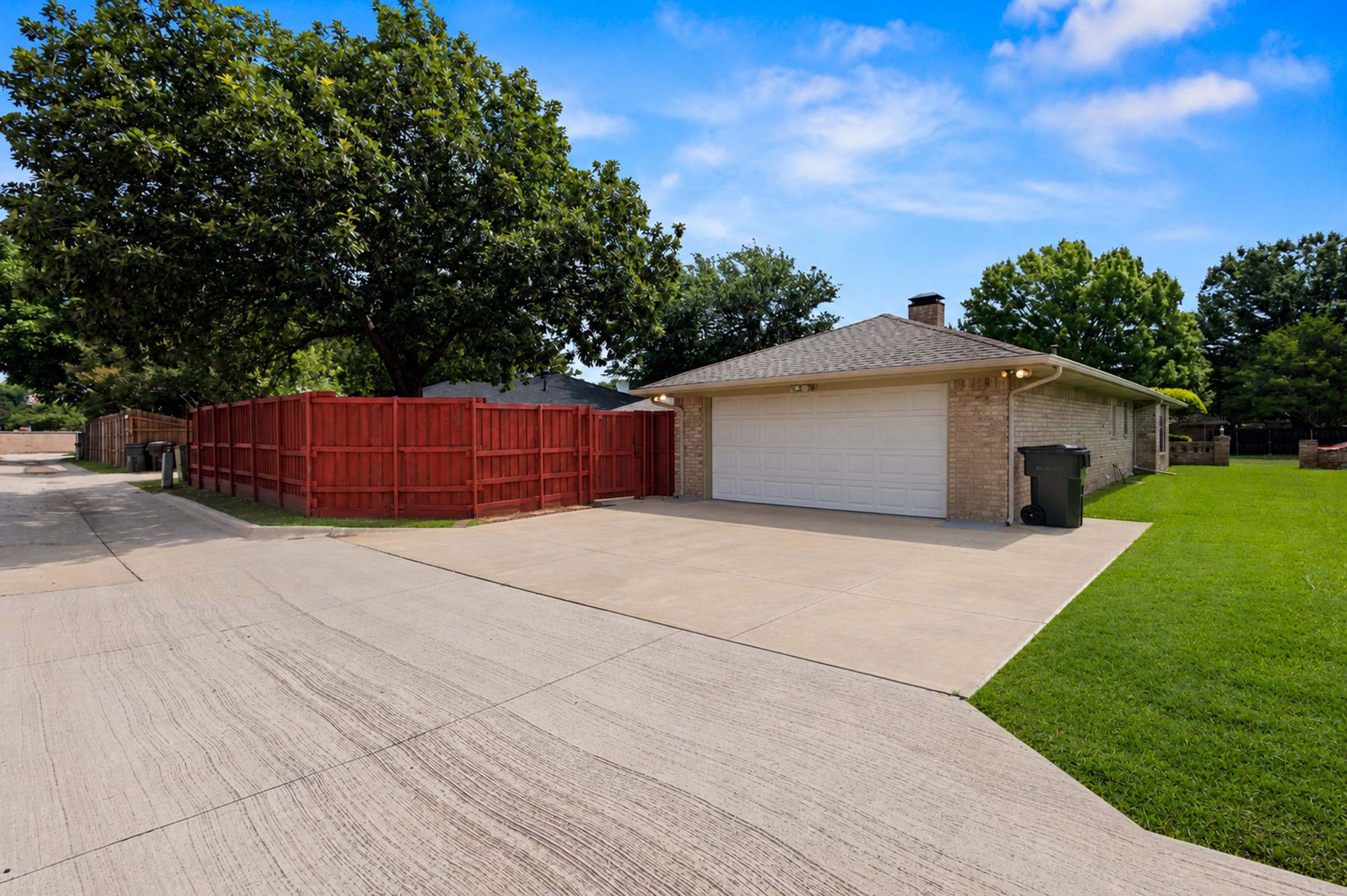 2909 Las Palmas Lane