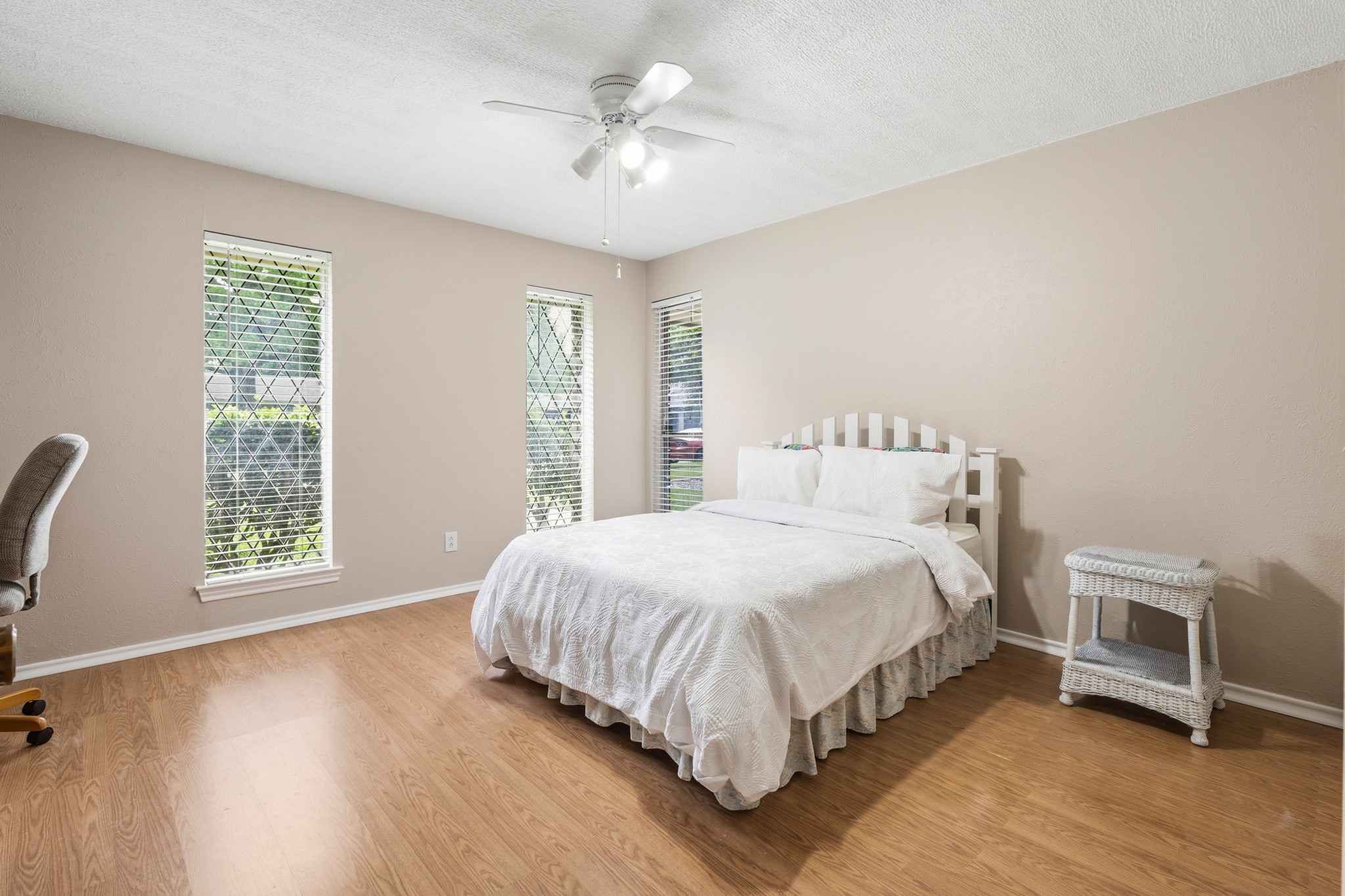 2909 Las Palmas Lane