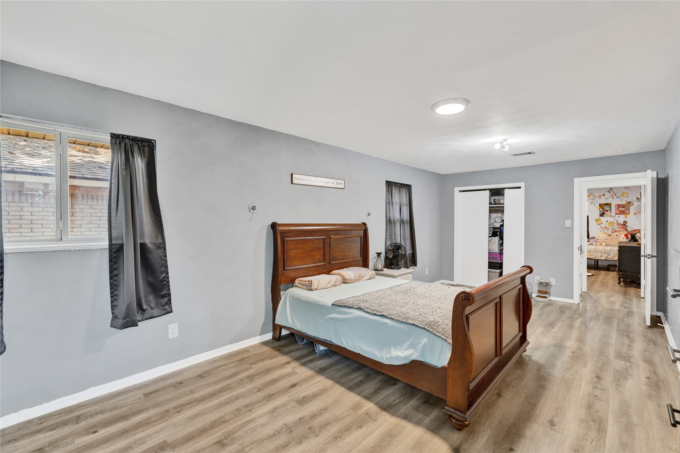1402 Wysong Drive