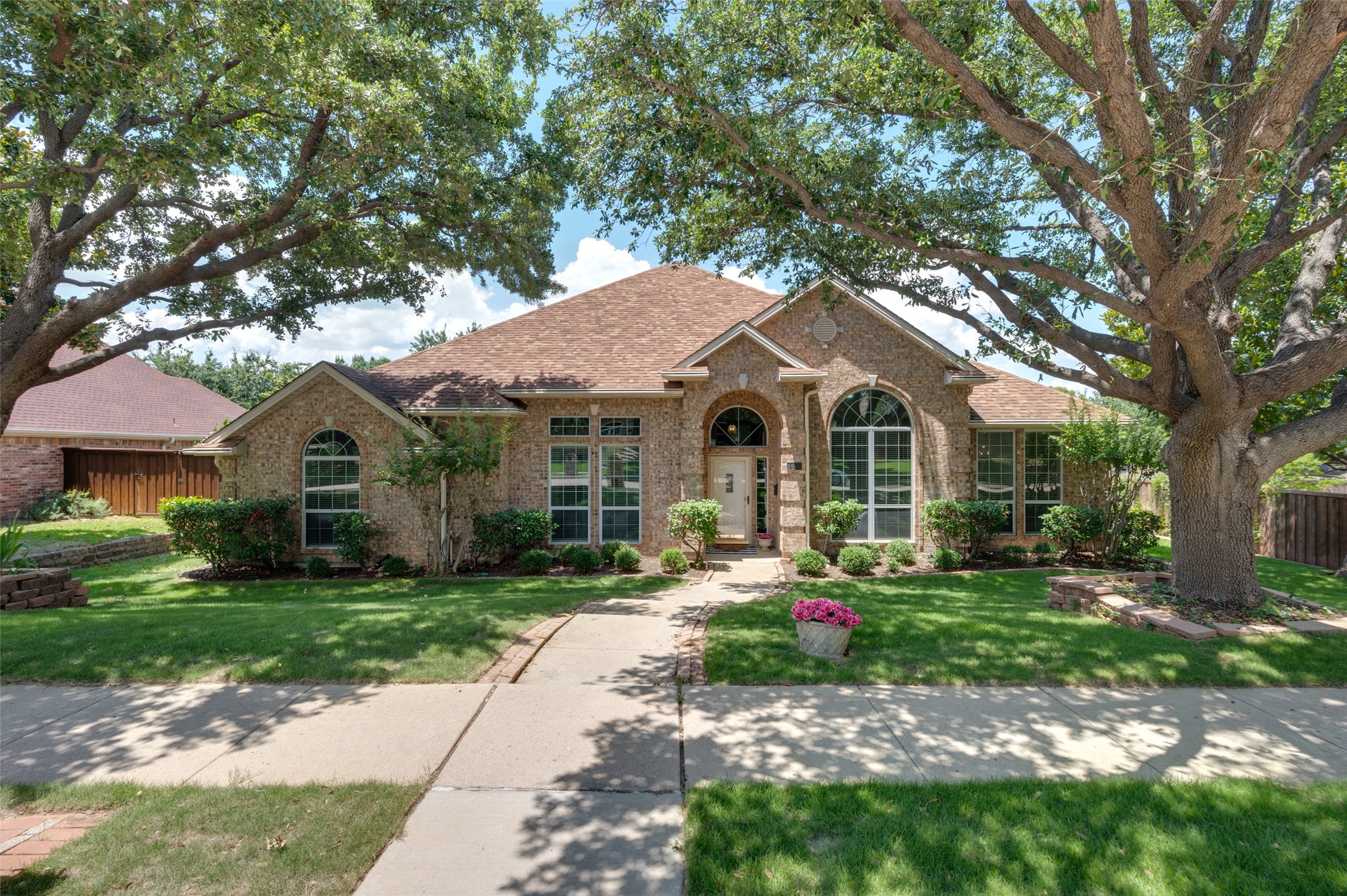 905 Brittany Drive