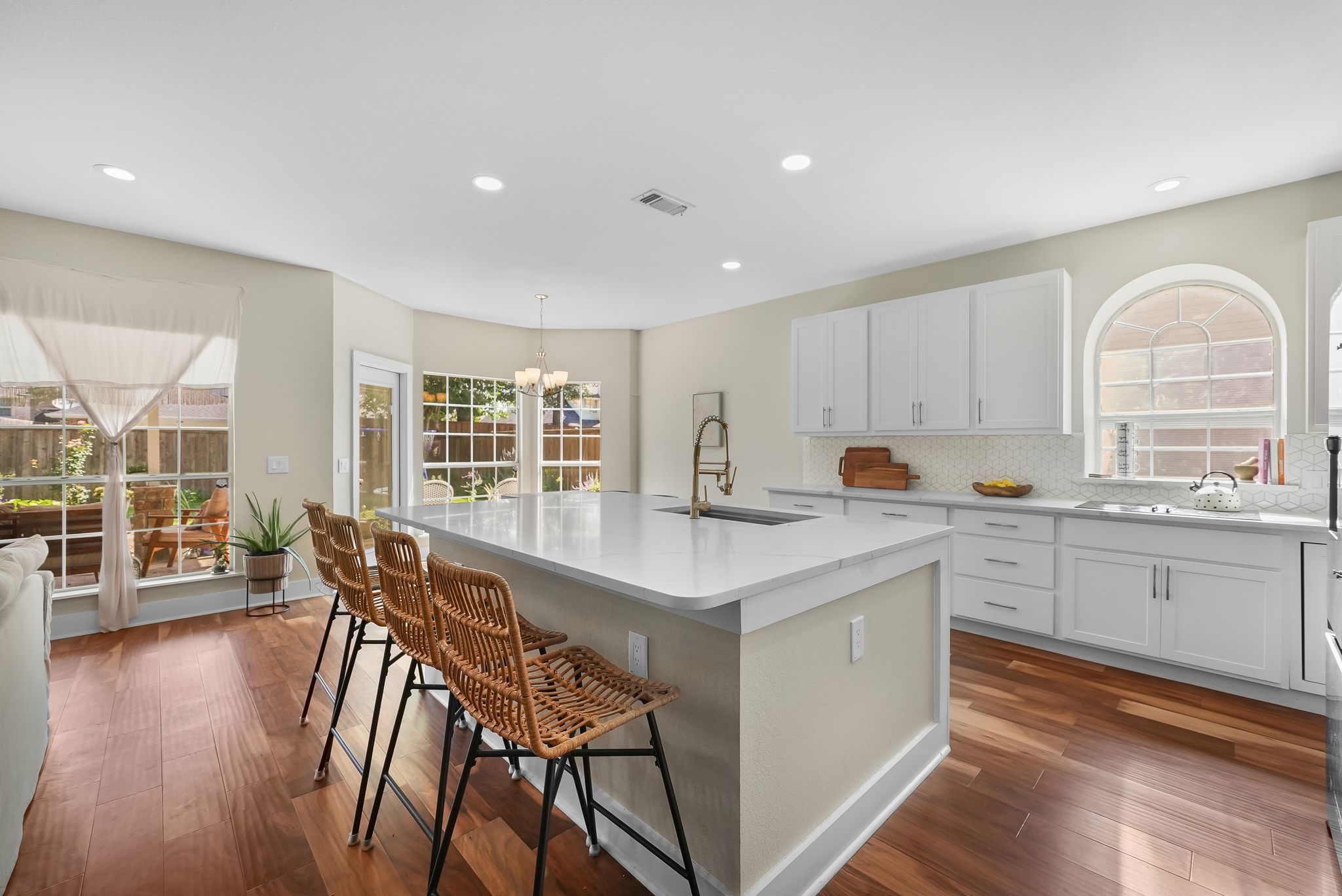 1107 Springfield Lane