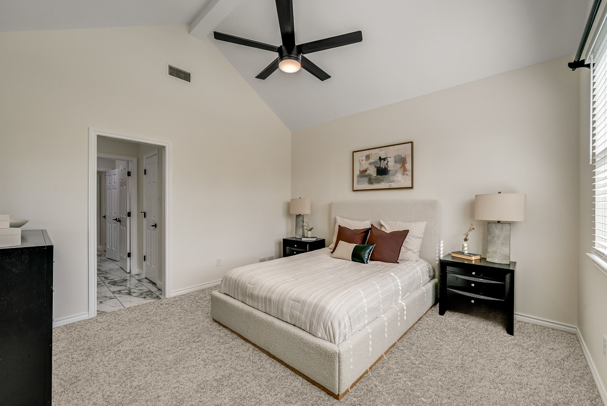 5852 Bridle Bend Court