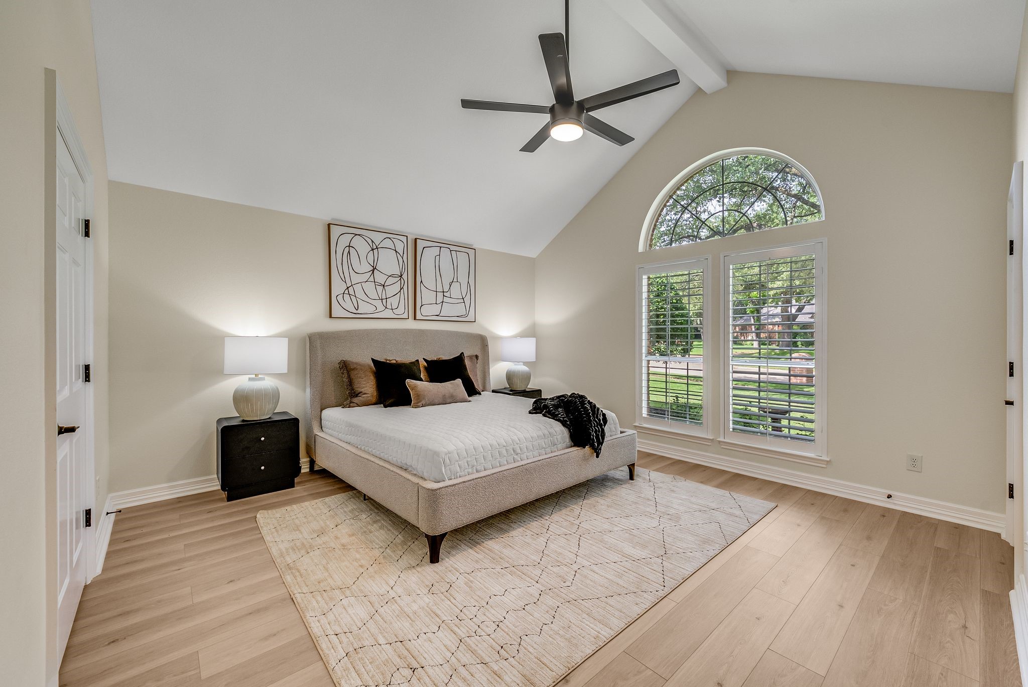 5852 Bridle Bend Court