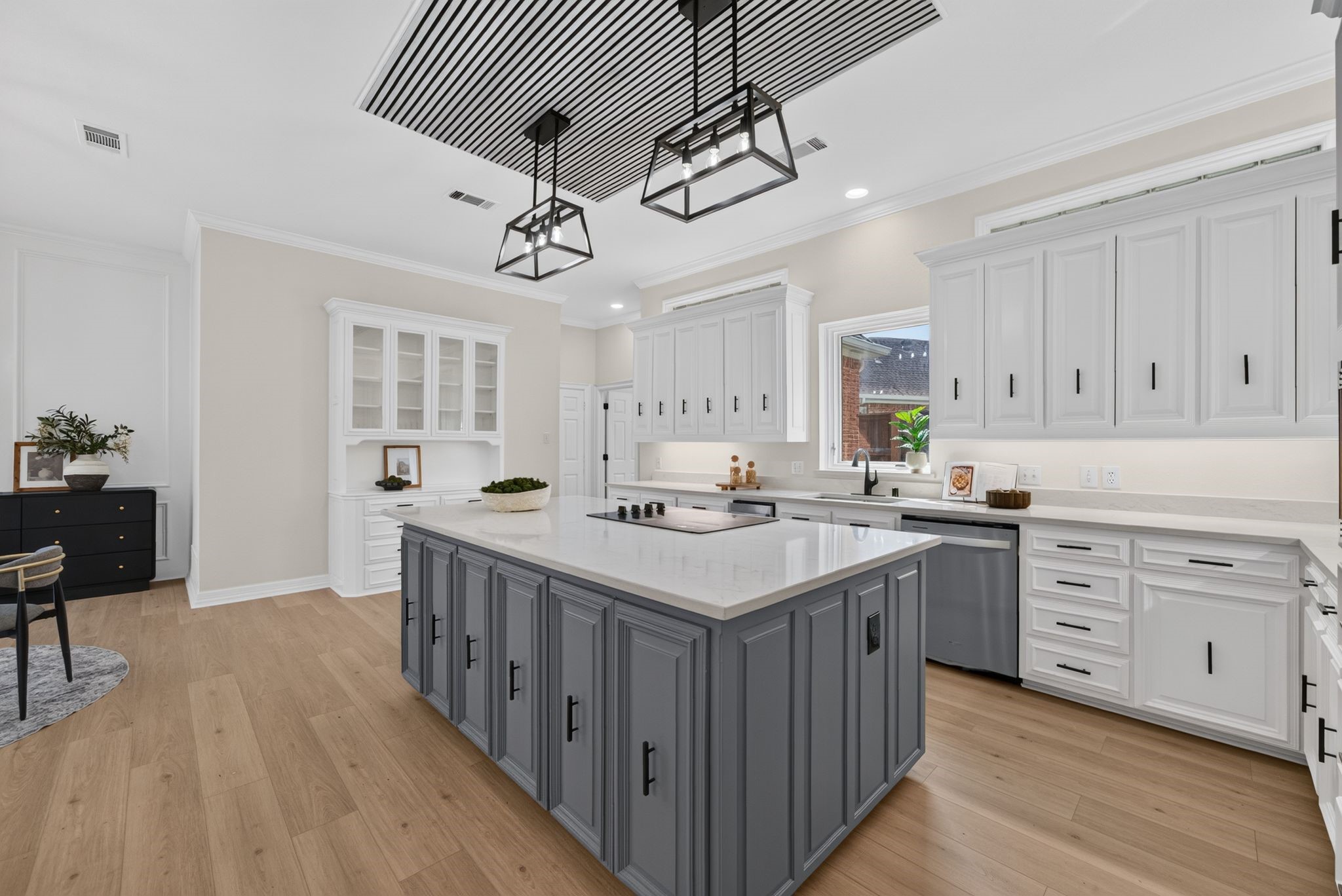 5852 Bridle Bend Court