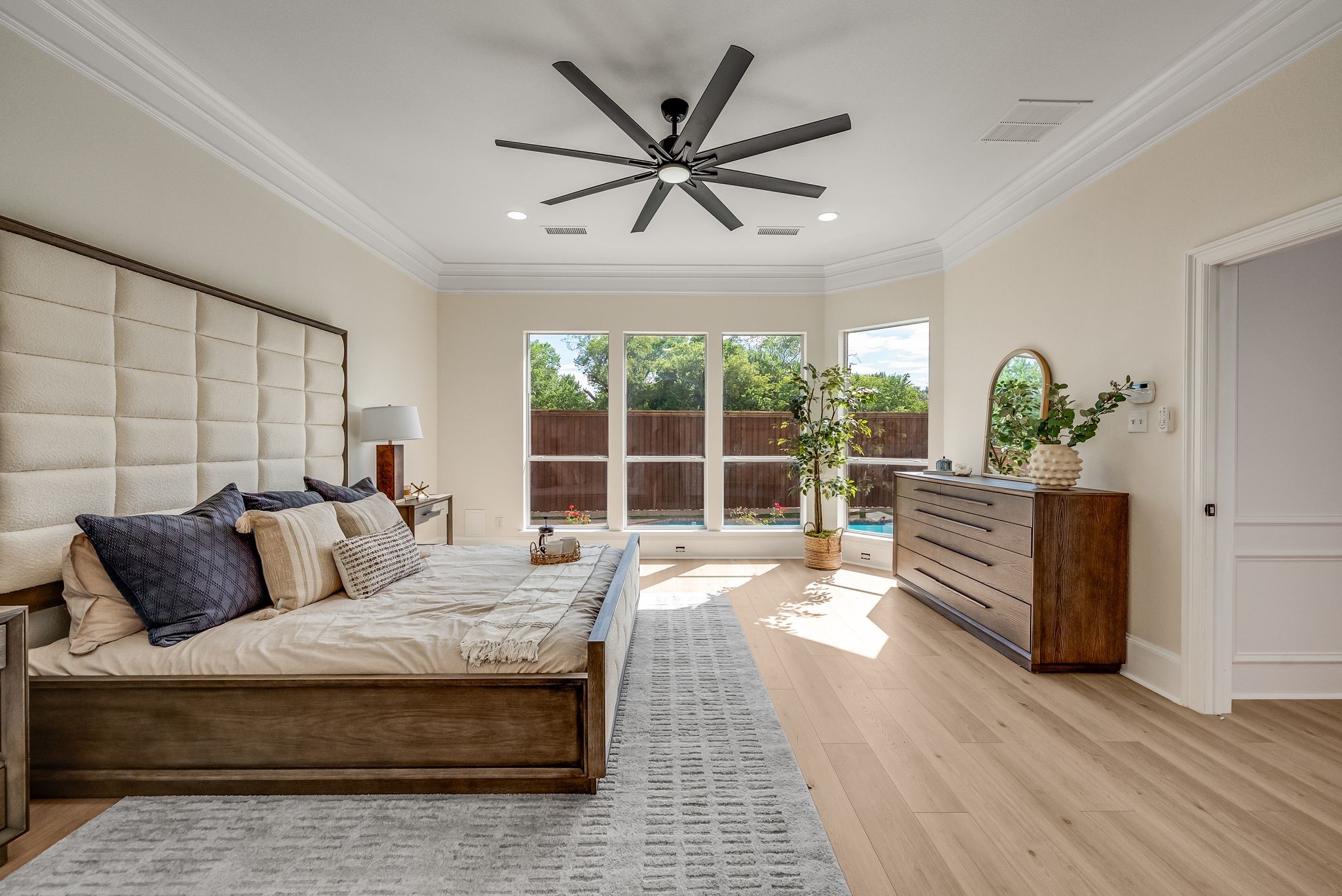 5852 Bridle Bend Court